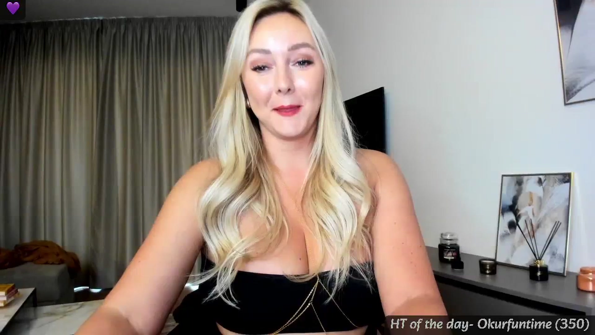 Gallery image thumbnail from Mi_Ha's myfreecams stream on, 08/03/2024, 15:22 image 7 of 20