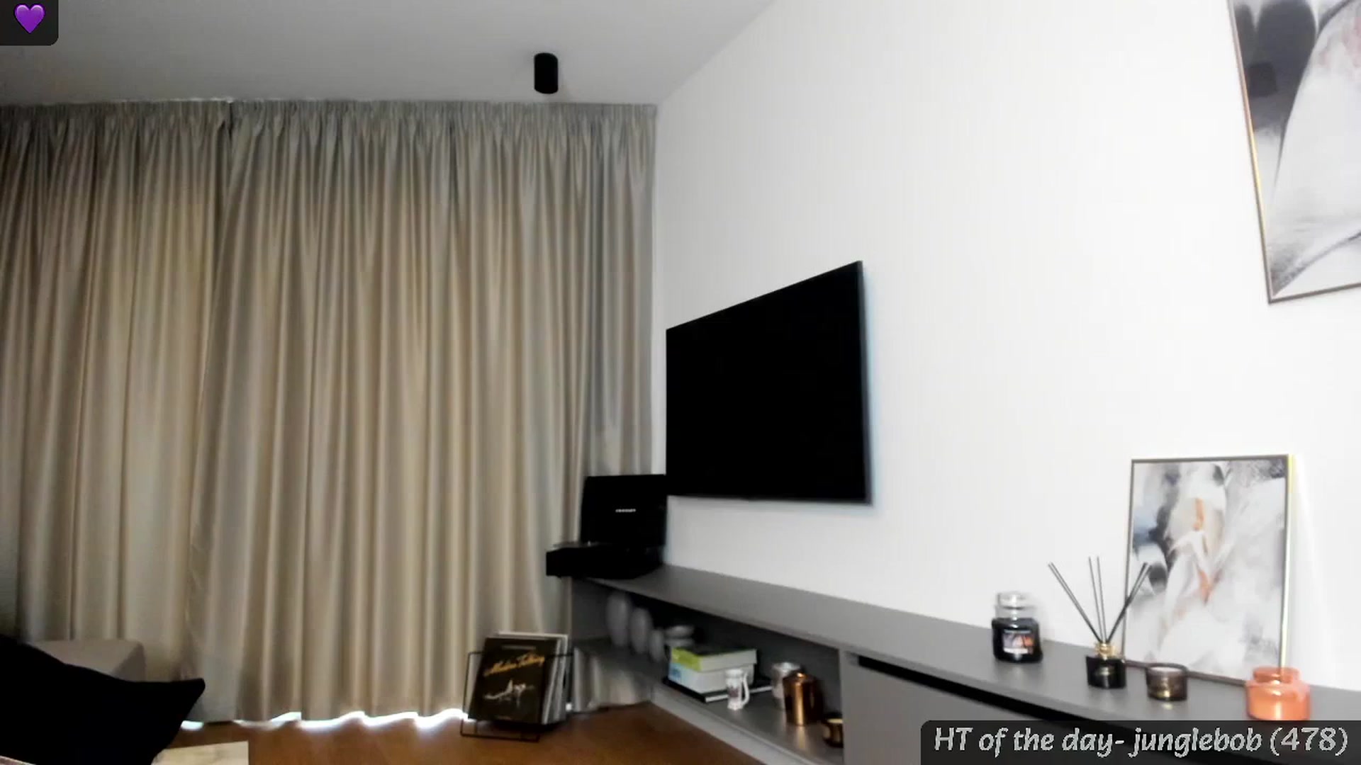 Gallery image thumbnail from Mi_Ha's myfreecams stream on, 08/05/2024, 16:44 image 18 of 20
