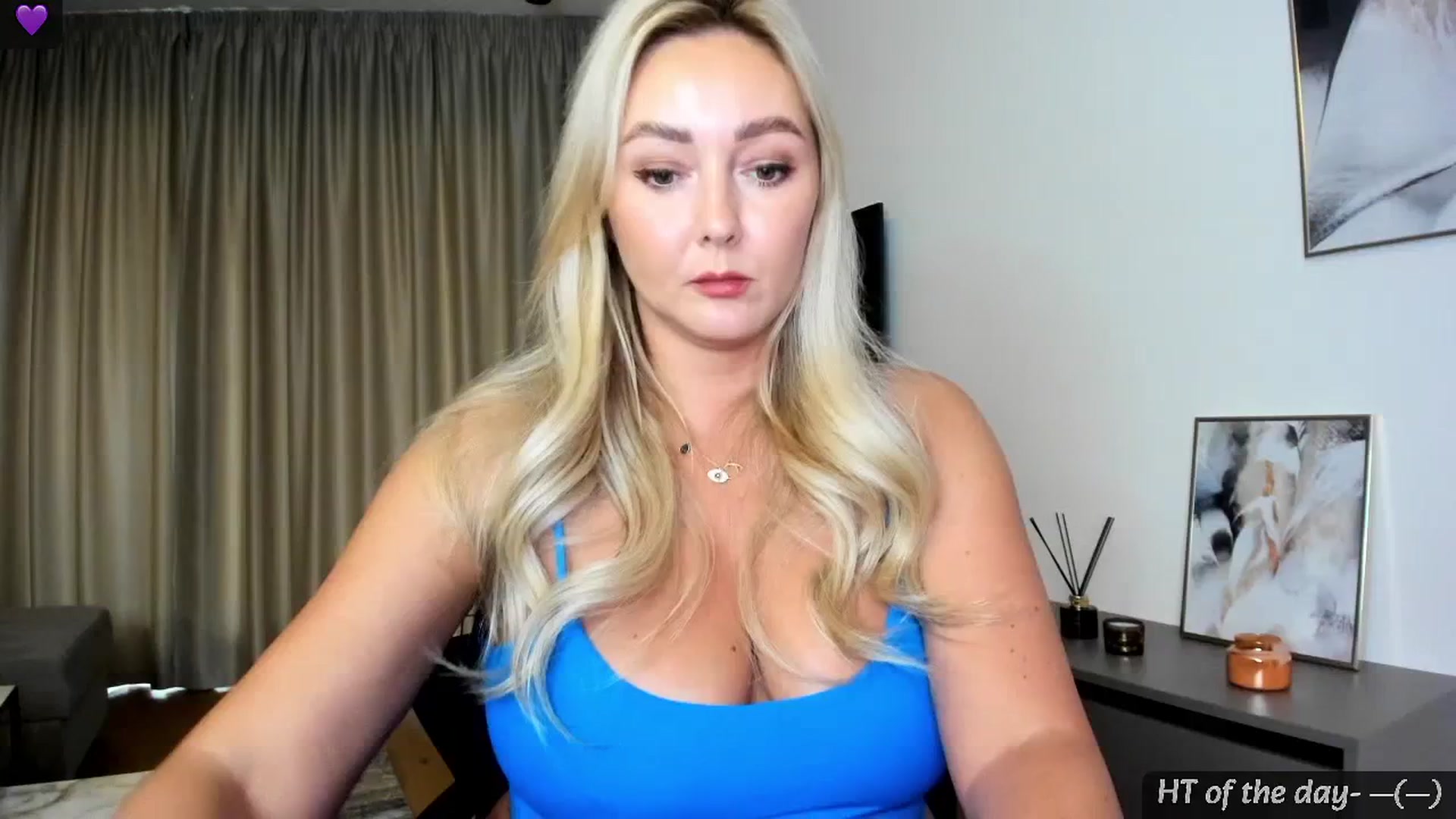 Gallery image thumbnail from Mi_Ha's myfreecams stream on, 08/08/2024, 16:08 image 1 of 20