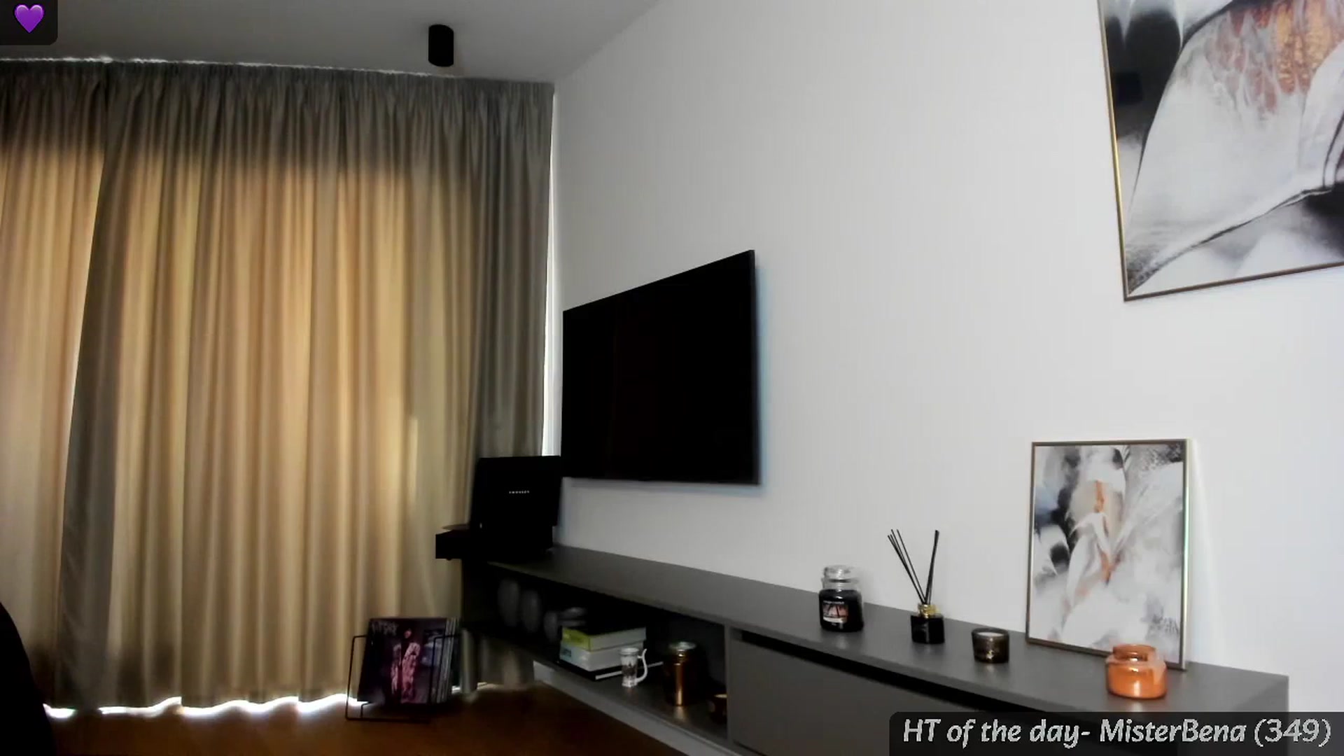 Gallery image thumbnail from Mi_Ha's myfreecams stream on, 08/21/2024, 16:42 image 8 of 20