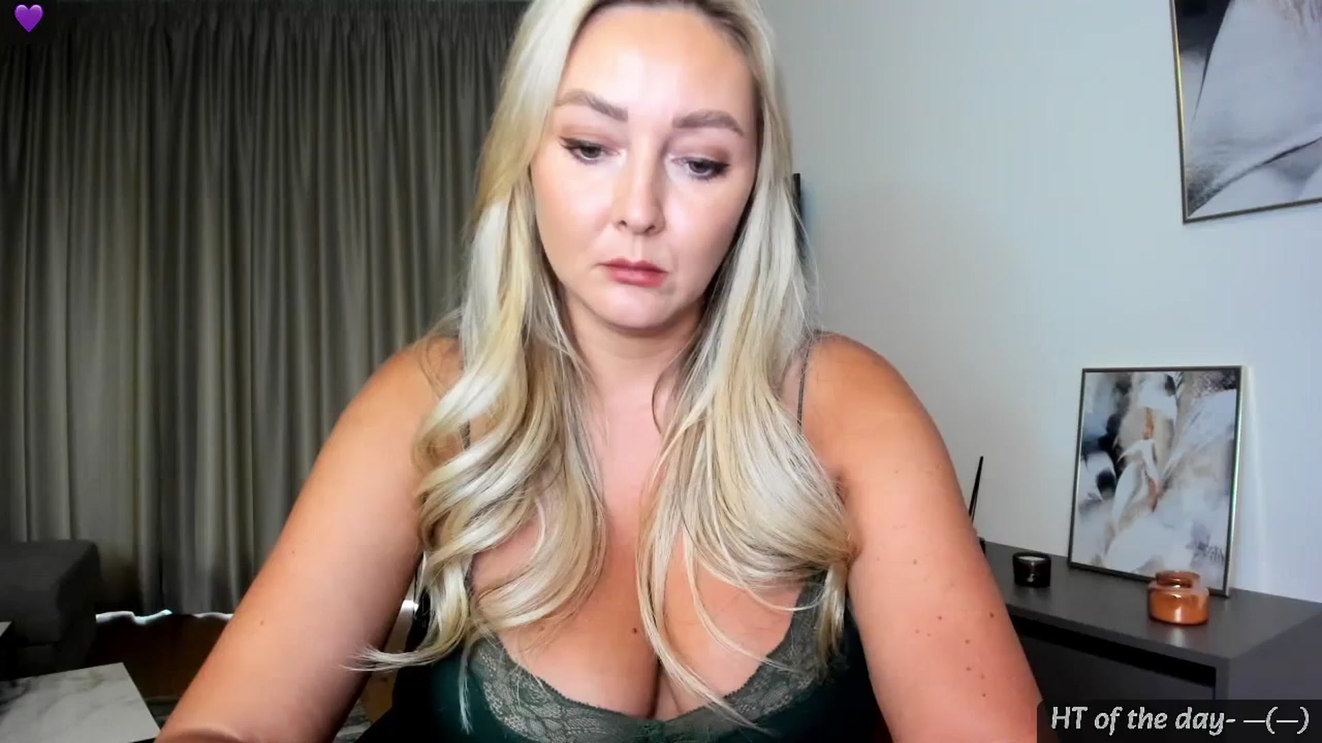 Gallery image thumbnail from Mi_Ha's myfreecams stream on, 08/25/2024, 14:14 image 2 of 20