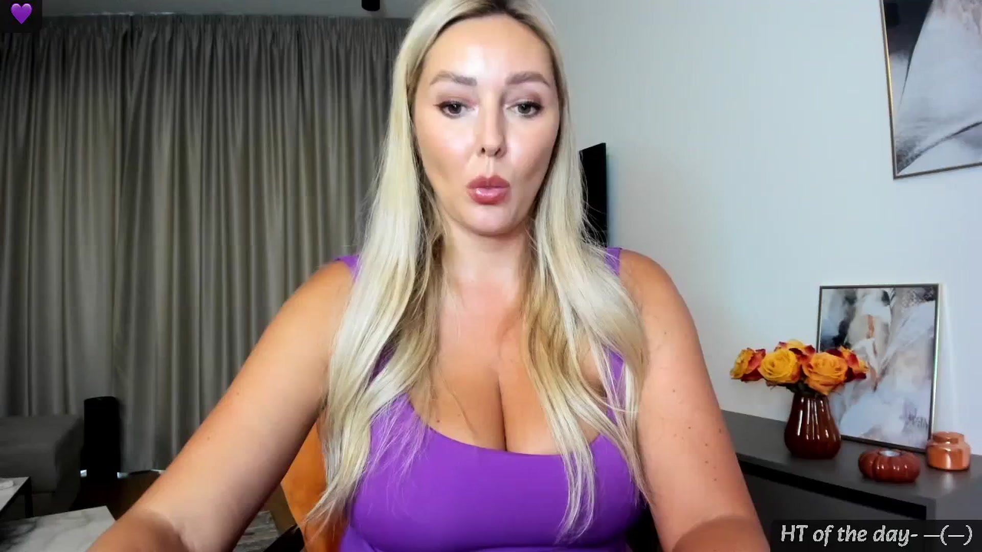 Gallery image thumbnail from Mi_Ha's myfreecams stream on, 08/29/2024, 15:57 image 1 of 20