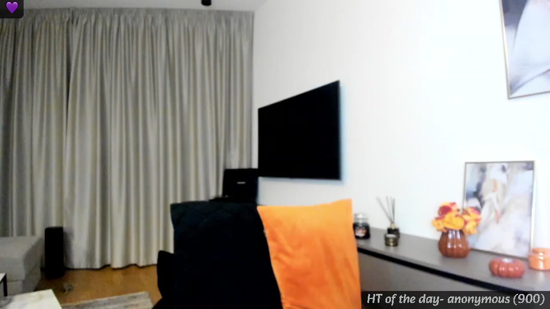Gallery image thumbnail from Mi_Ha's myfreecams stream on, 09/01/2024, 21:19 image 3 of 20