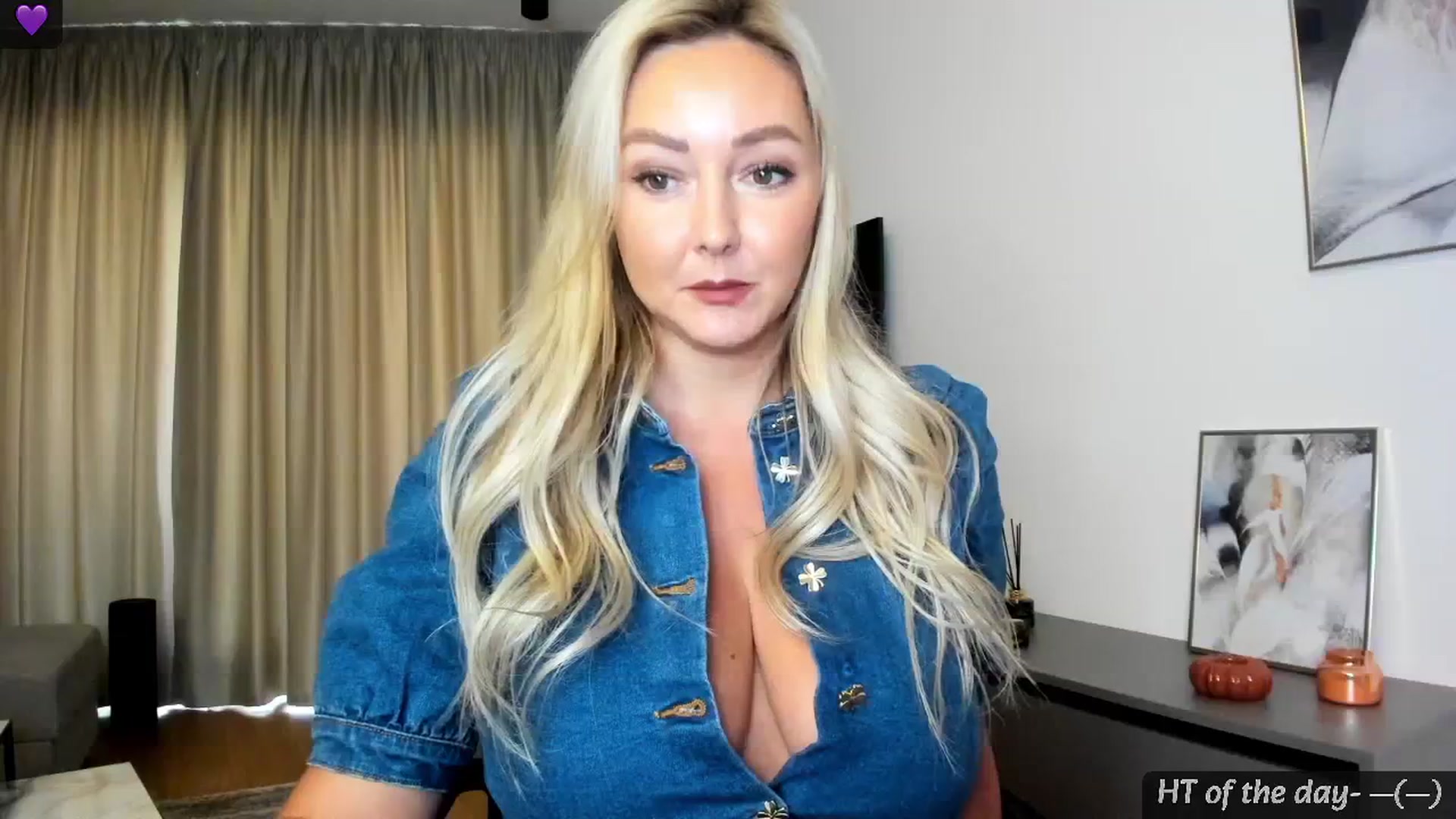 Gallery image thumbnail from Mi_Ha's myfreecams stream on, 09/02/2024, 13:33 image 6 of 20