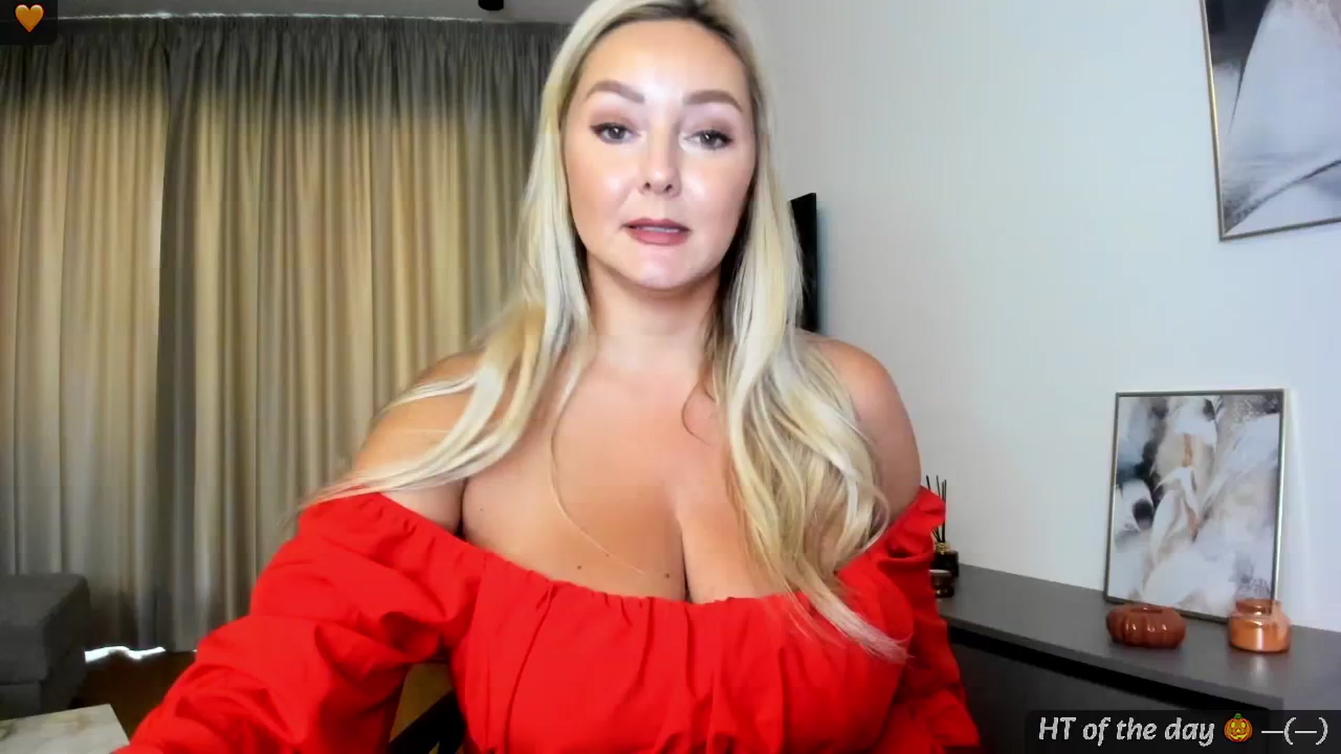 Gallery image thumbnail from Mi_Ha's myfreecams stream on, 09/03/2024, 14:33 image 3 of 20
