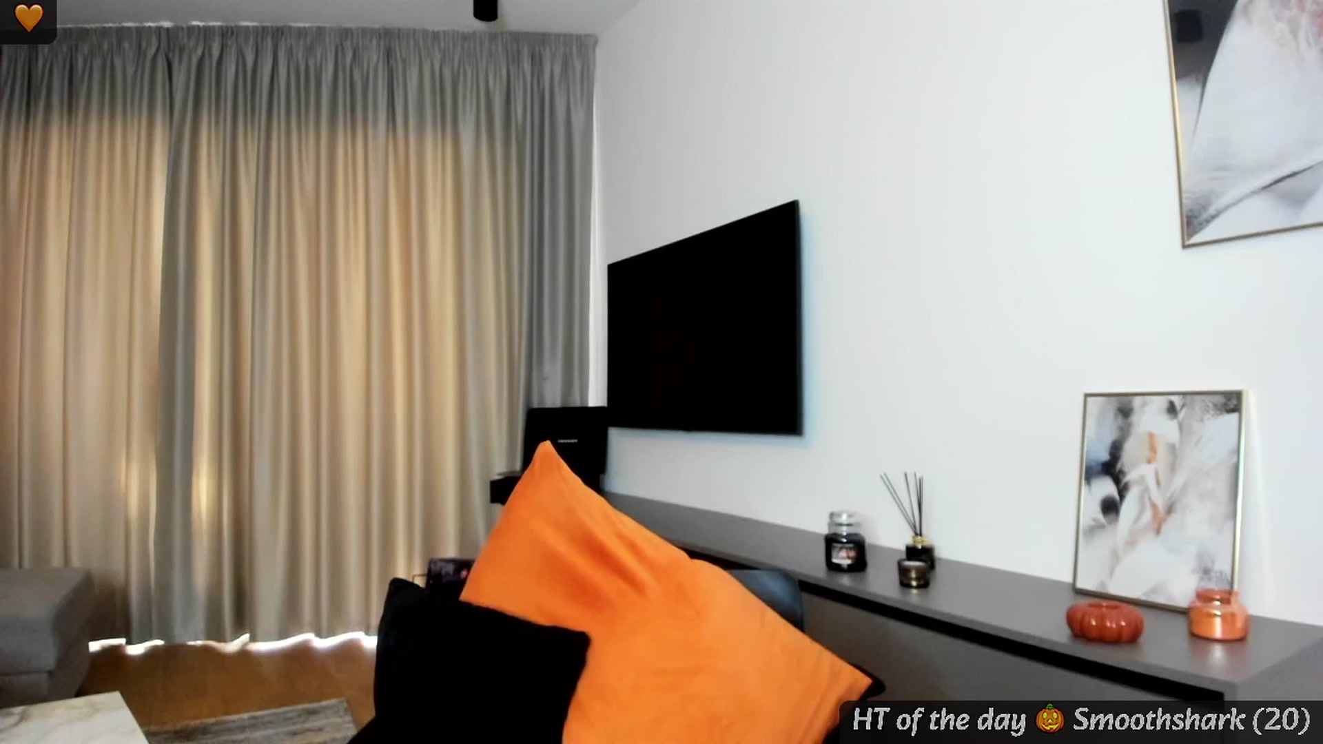 Gallery image thumbnail from Mi_Ha's myfreecams stream on, 09/04/2024, 14:59 image 14 of 20