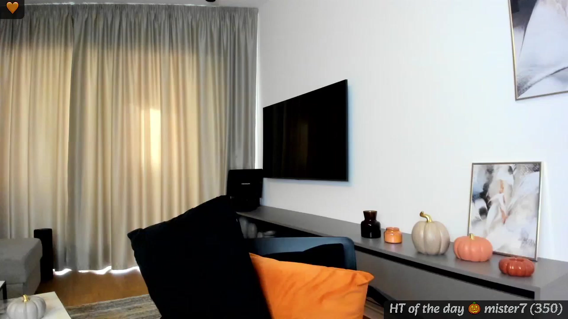 Gallery image thumbnail from Mi_Ha's myfreecams stream on, 09/10/2024, 15:22 image 13 of 20