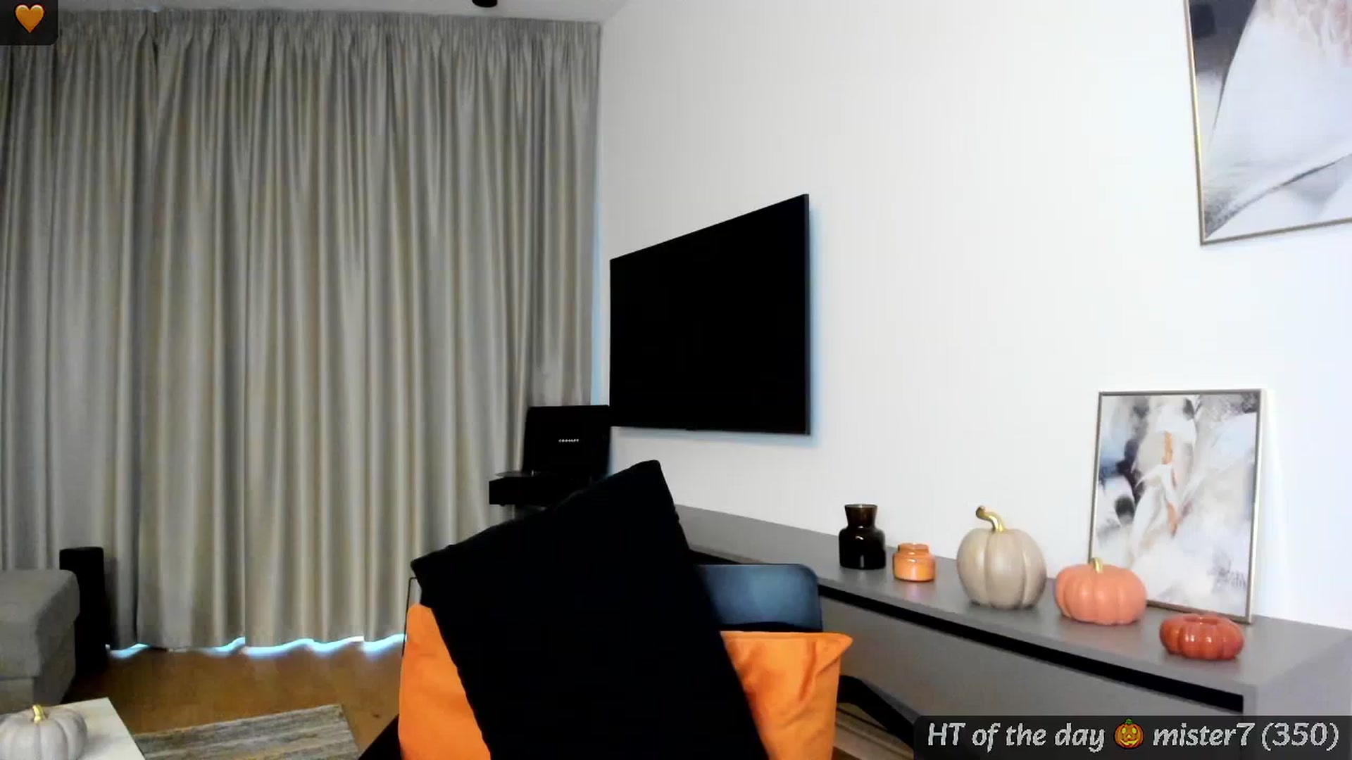 Gallery image thumbnail from Mi_Ha's myfreecams stream on, 09/10/2024, 16:07 image 10 of 20