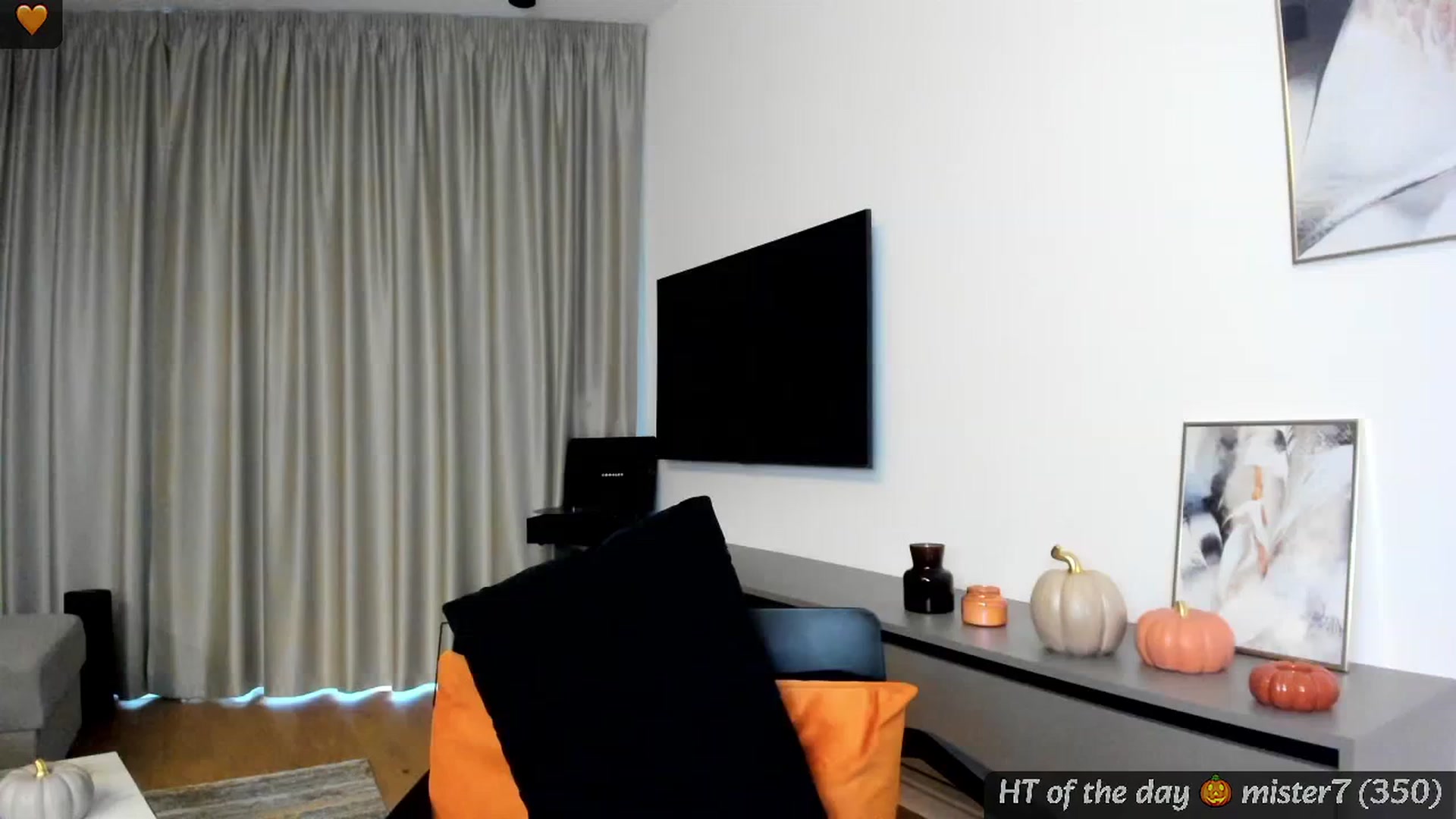 Gallery image thumbnail from Mi_Ha's myfreecams stream on, 09/10/2024, 16:07 image 11 of 20