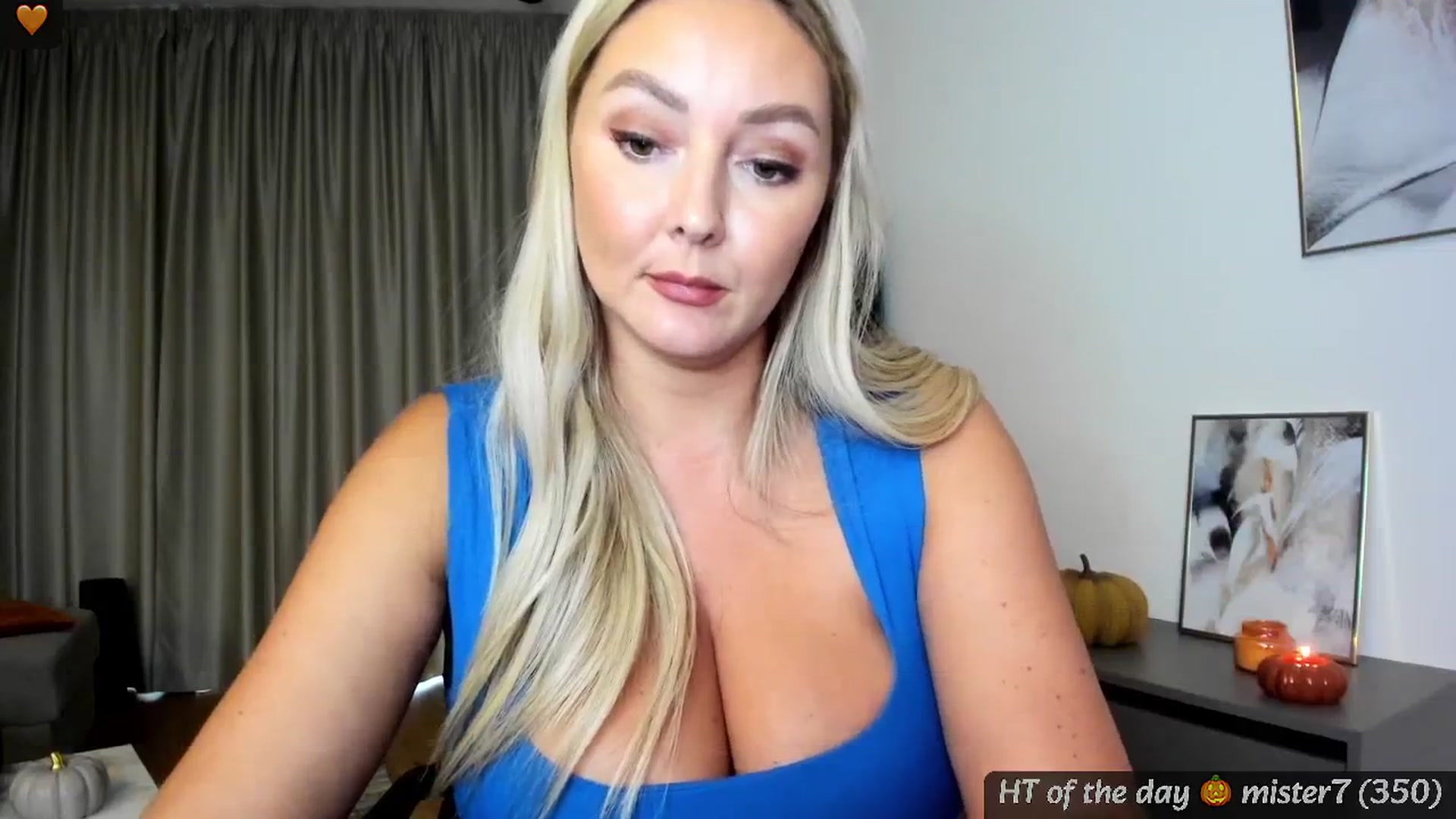Gallery image thumbnail from Mi_Ha's myfreecams stream on, 09/11/2024, 16:00 image 6 of 20