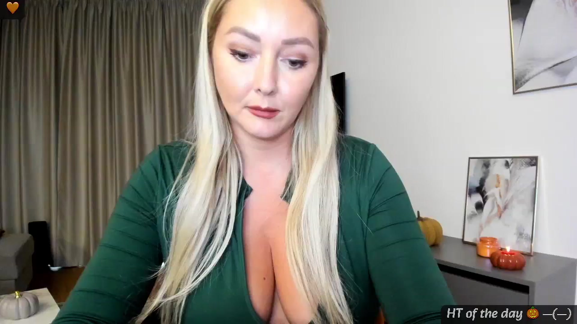 Gallery image thumbnail from Mi_Ha's myfreecams stream on, 09/12/2024, 15:14 image 19 of 20
