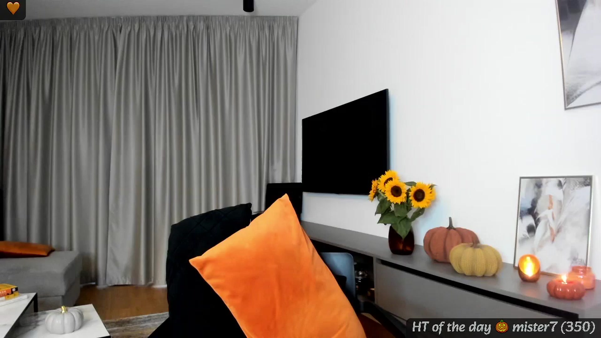 Gallery image thumbnail from Mi_Ha's myfreecams stream on, 09/13/2024, 16:31 image 17 of 20