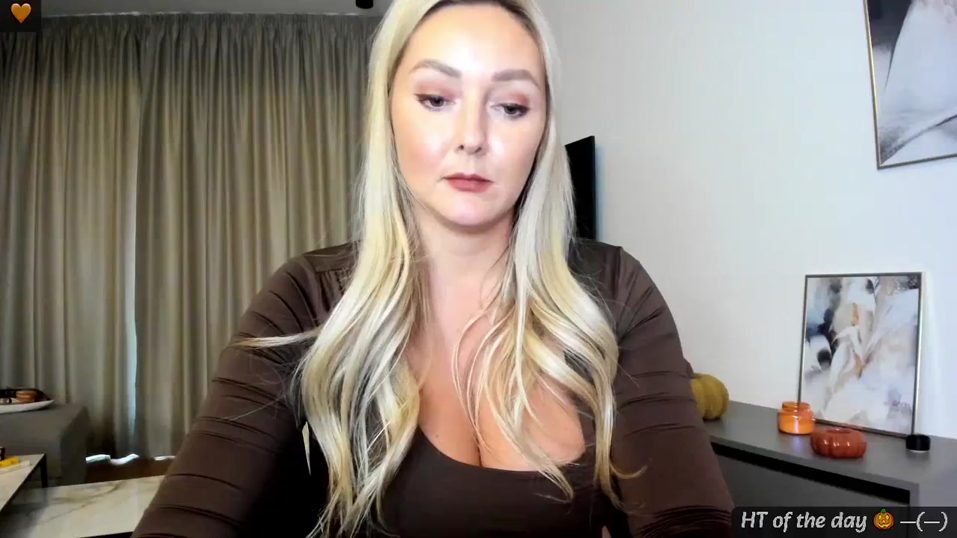 Gallery image thumbnail from Mi_Ha's myfreecams stream on, 09/18/2024, 15:19 image 1 of 20