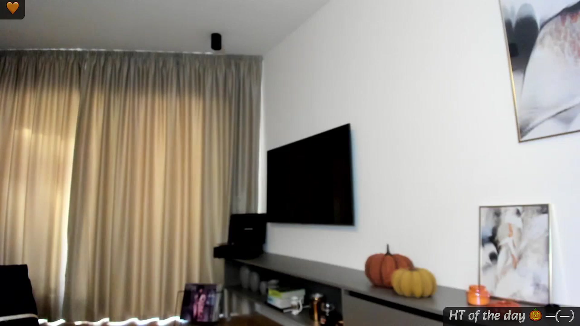 Gallery image thumbnail from Mi_Ha's myfreecams stream on, 09/18/2024, 15:19 image 7 of 20