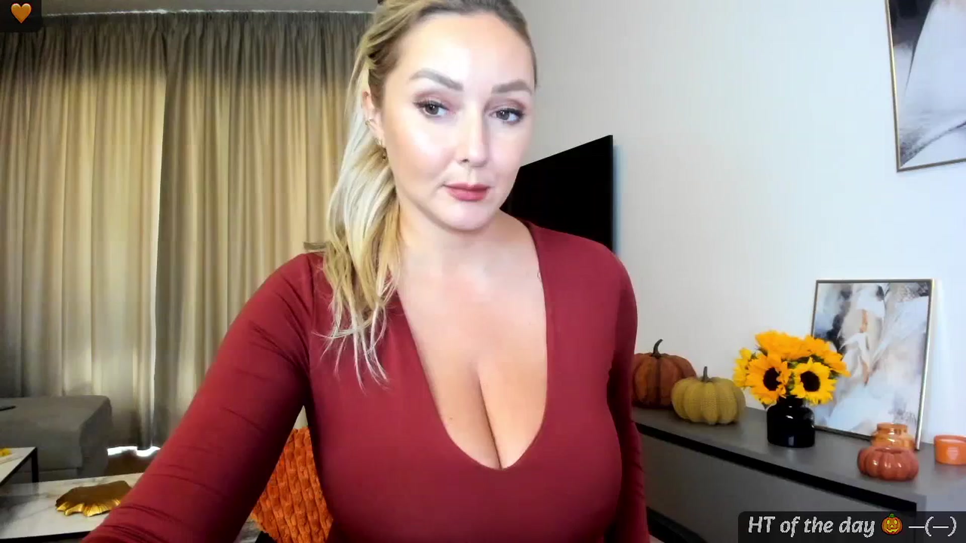 Gallery image thumbnail from Mi_Ha's myfreecams stream on, 09/23/2024, 15:42 image 1 of 20