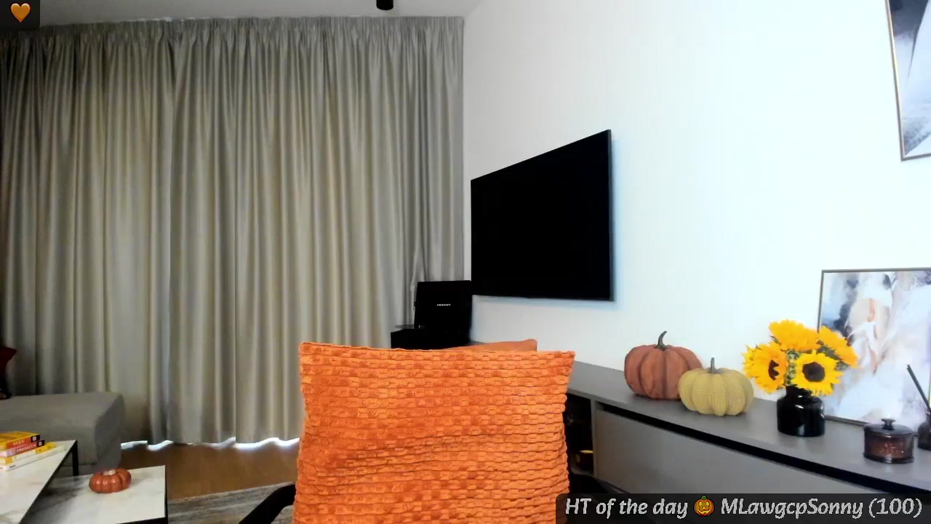 Gallery image thumbnail from Mi_Ha's myfreecams stream on, 09/25/2024, 16:11 image 8 of 20