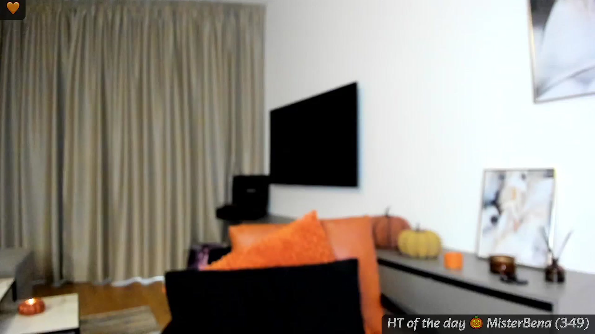 Gallery image thumbnail from Mi_Ha's myfreecams stream on, 09/26/2024, 16:07 image 19 of 20