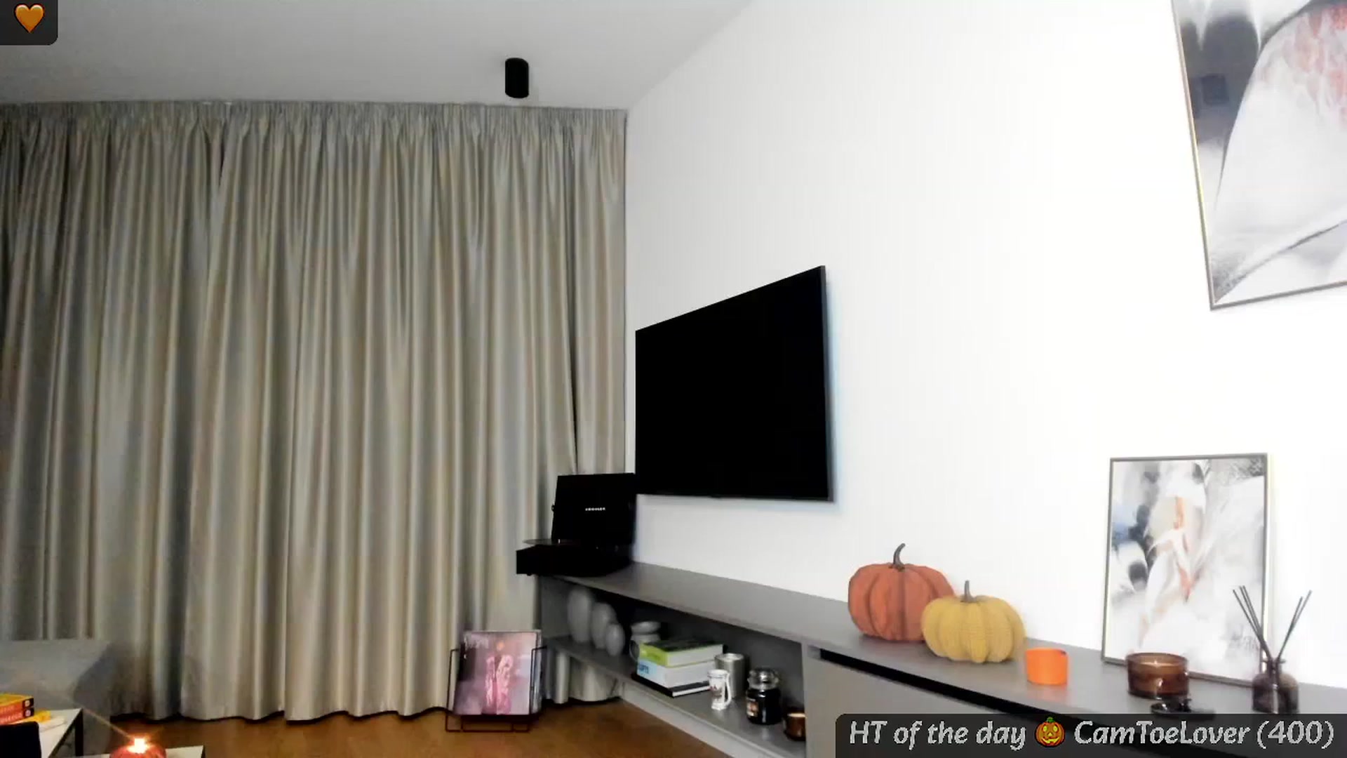 Gallery image thumbnail from Mi_Ha's myfreecams stream on, 09/29/2024, 21:06 image 10 of 20