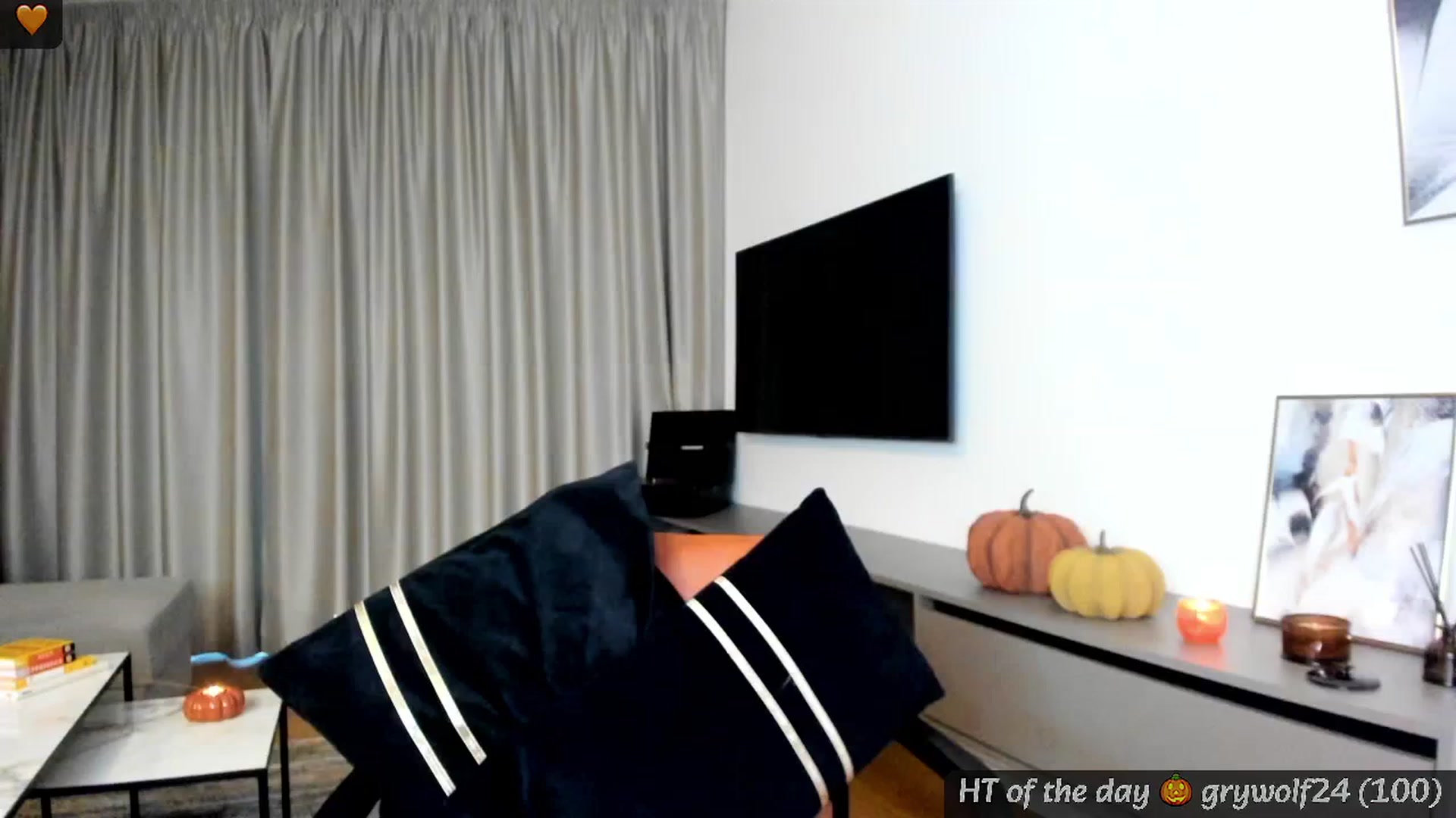 Gallery image thumbnail from Mi_Ha's myfreecams stream on, 10/01/2024, 15:55 image 19 of 20