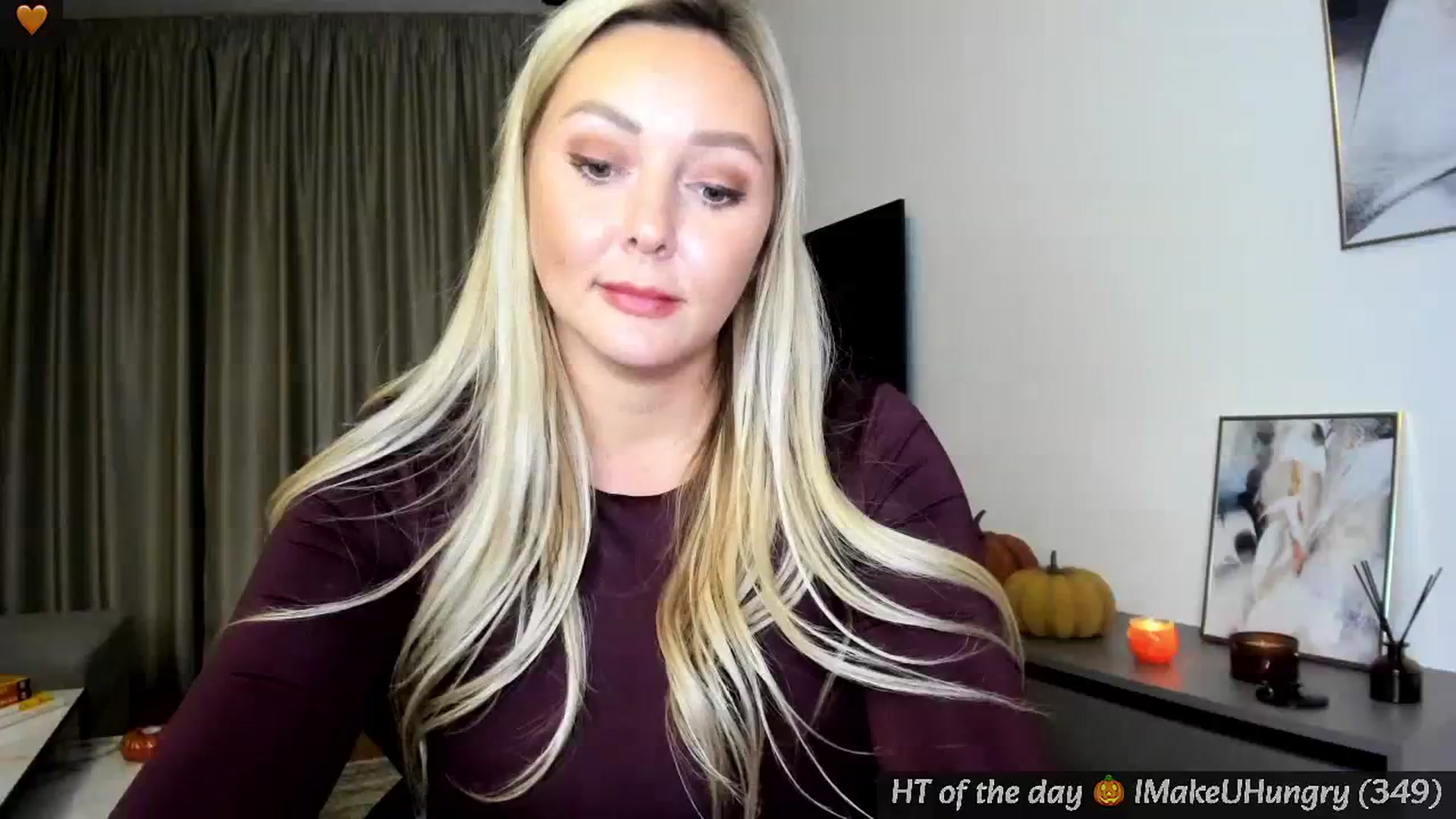 Gallery image thumbnail from Mi_Ha's myfreecams stream on, 10/01/2024, 20:58 image 17 of 20