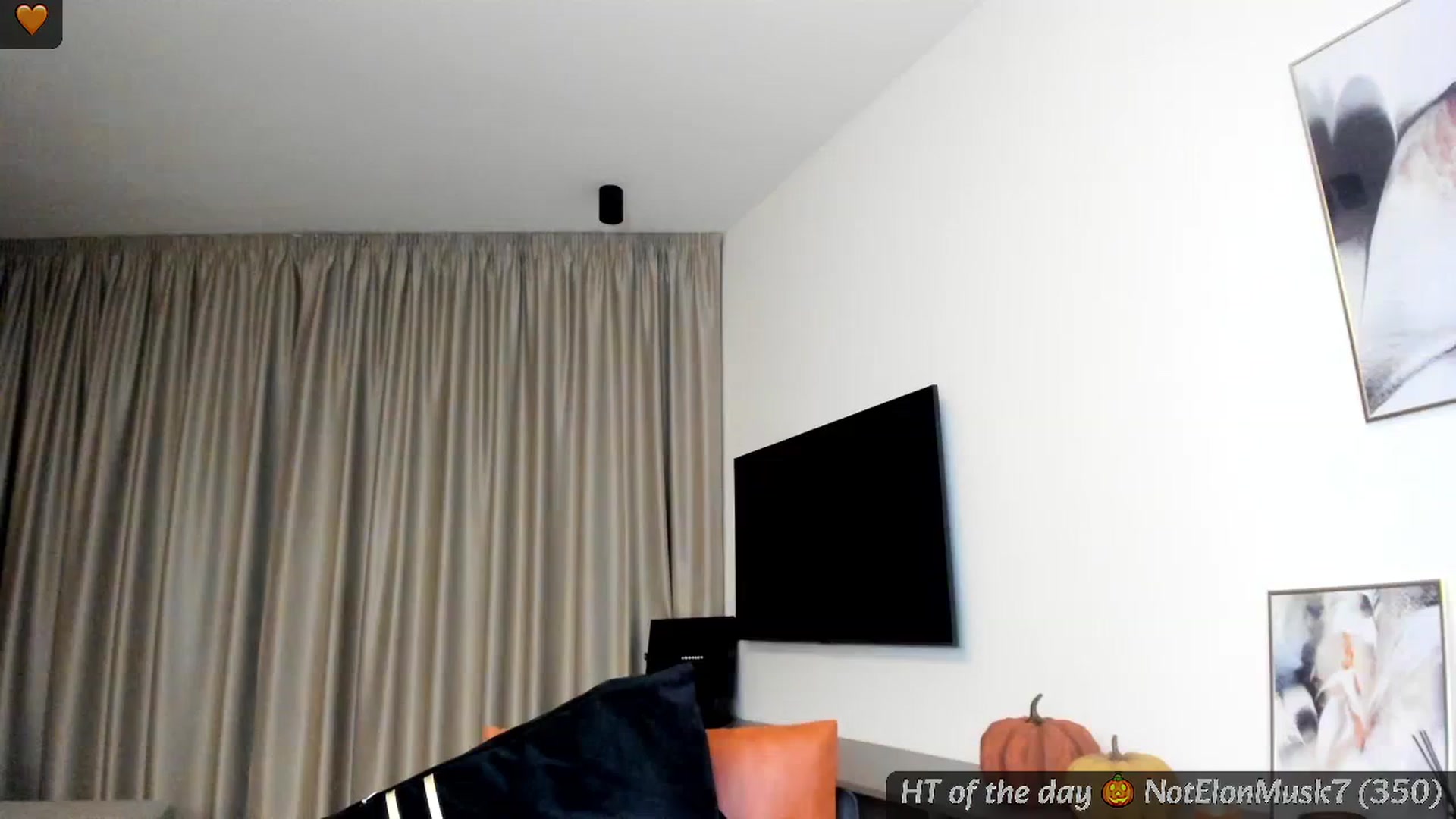 Gallery image thumbnail from Mi_Ha's myfreecams stream on, 10/02/2024, 16:15 image 11 of 20