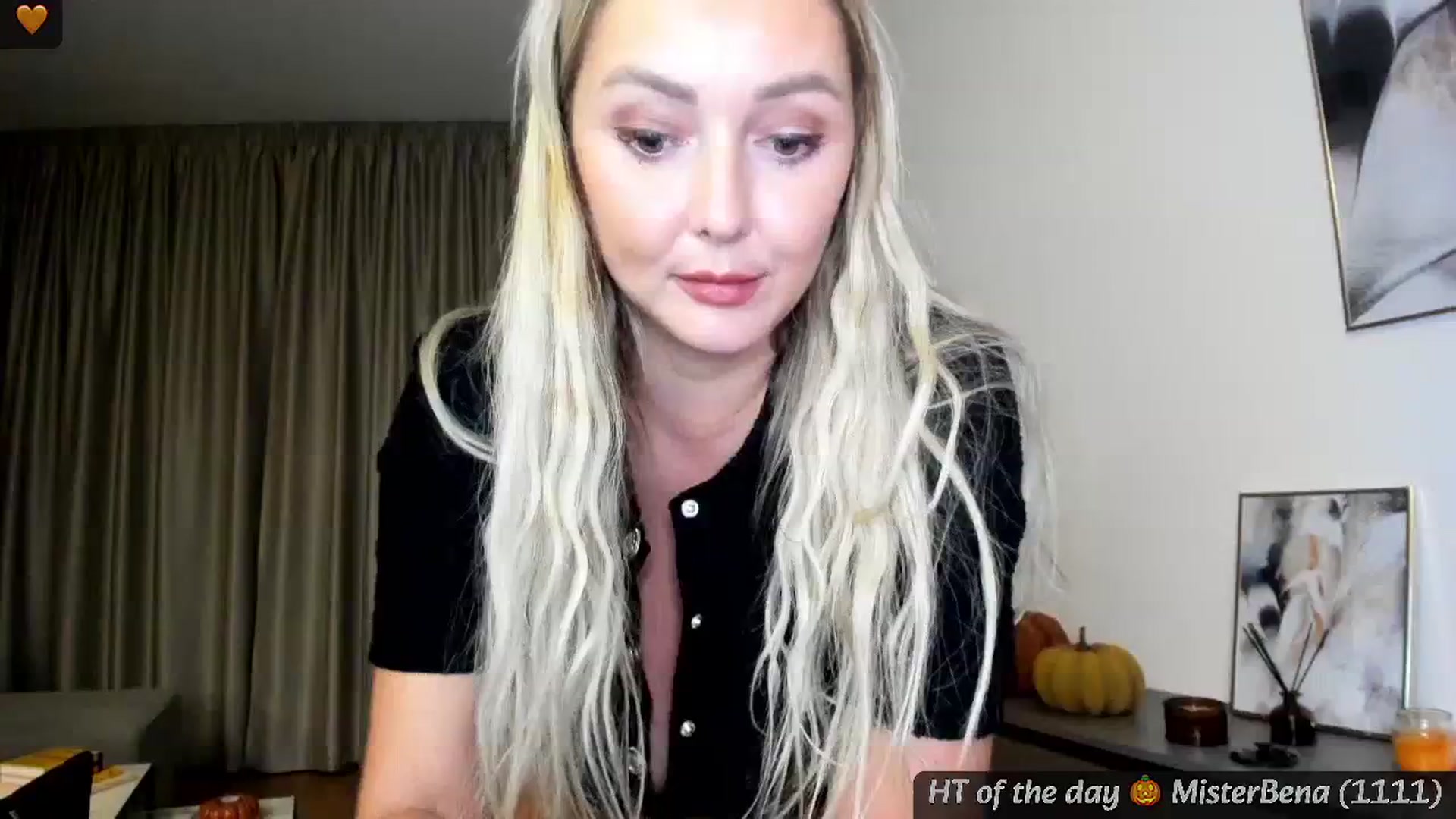 Gallery image thumbnail from Mi_Ha's myfreecams stream on, 10/03/2024, 21:34 image 11 of 20