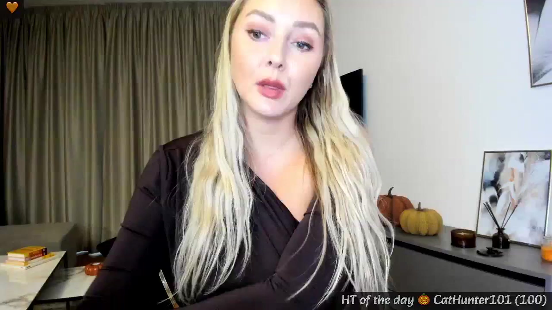 Gallery image thumbnail from Mi_Ha's myfreecams stream on, 10/04/2024, 16:06 image 9 of 20
