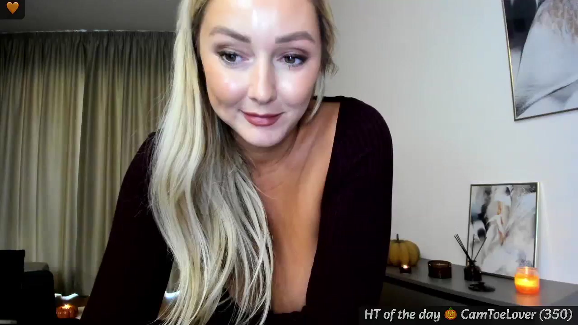 Gallery image thumbnail from Mi_Ha's myfreecams stream on, 10/13/2024, 13:08 image 13 of 20
