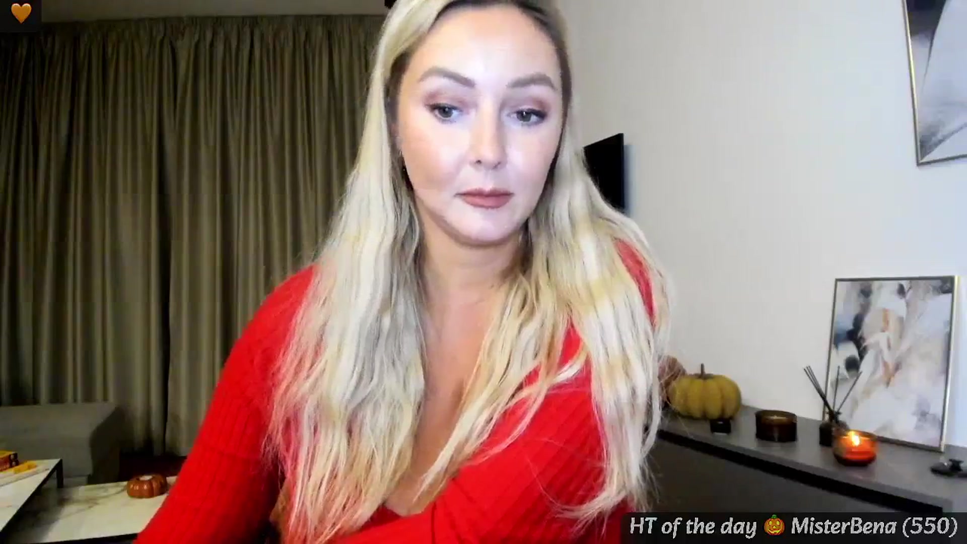 Gallery image thumbnail from Mi_Ha's myfreecams stream on, 10/14/2024, 21:52 image 5 of 20
