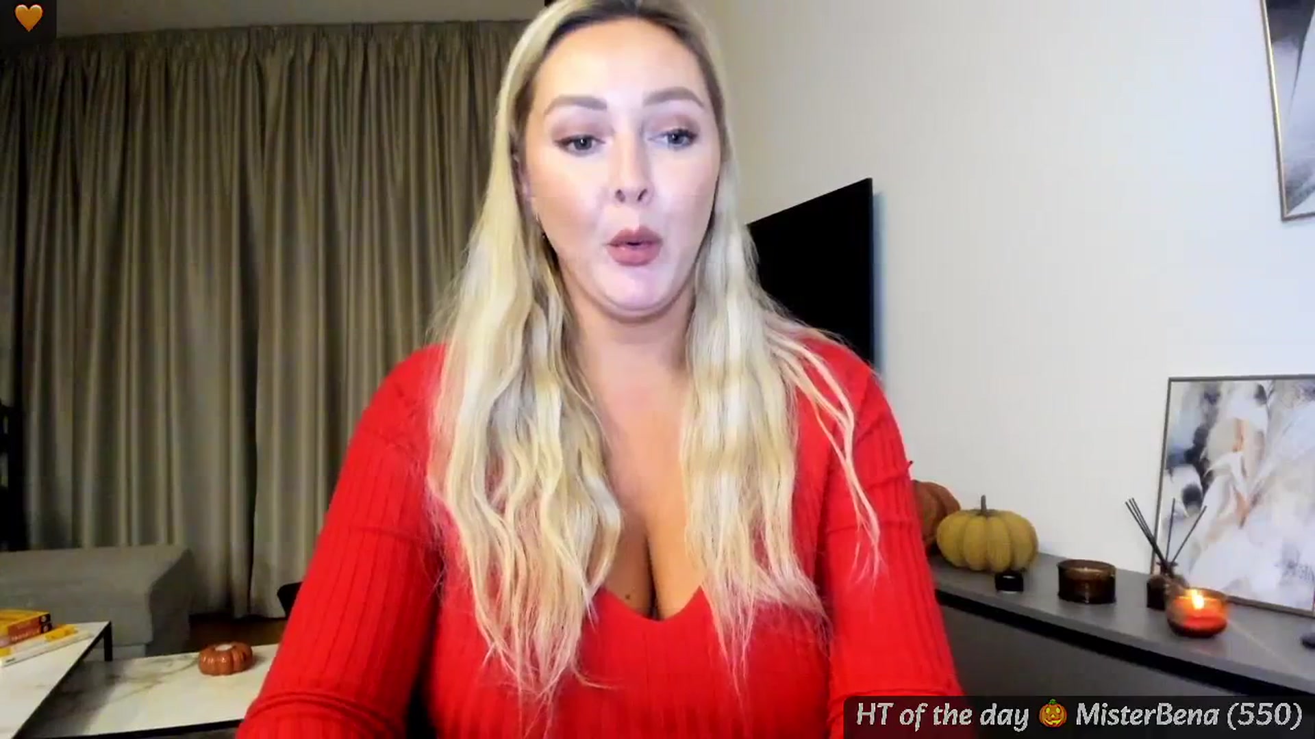 Gallery image thumbnail from Mi_Ha's myfreecams stream on, 10/14/2024, 21:52 image 2 of 20