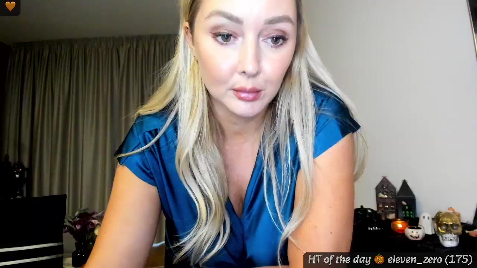 Gallery image thumbnail from Mi_Ha's myfreecams stream on, 10/19/2024, 16:18 image 17 of 20