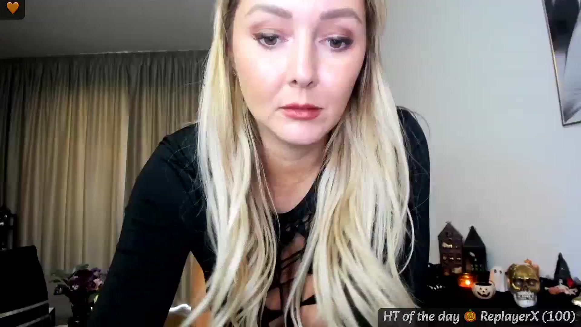 Gallery image thumbnail from Mi_Ha's myfreecams stream on, 10/20/2024, 13:10 image 14 of 20