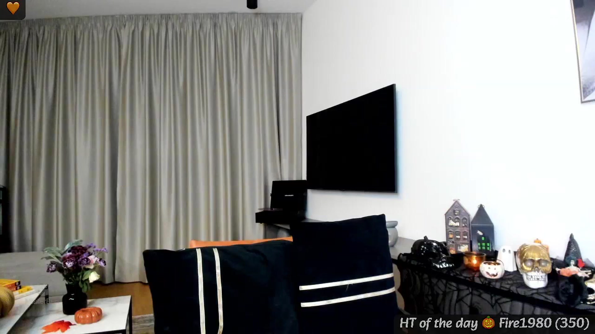 Gallery image thumbnail from Mi_Ha's myfreecams stream on, 10/20/2024, 16:45 image 19 of 20