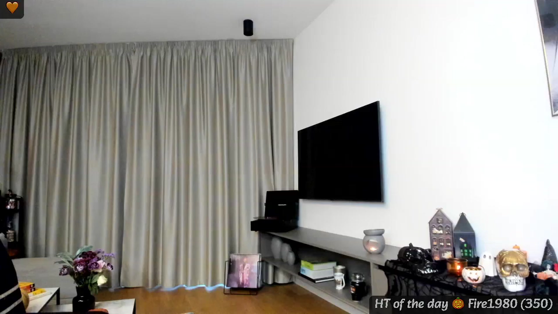 Gallery image thumbnail from Mi_Ha's myfreecams stream on, 10/20/2024, 16:45 image 11 of 20