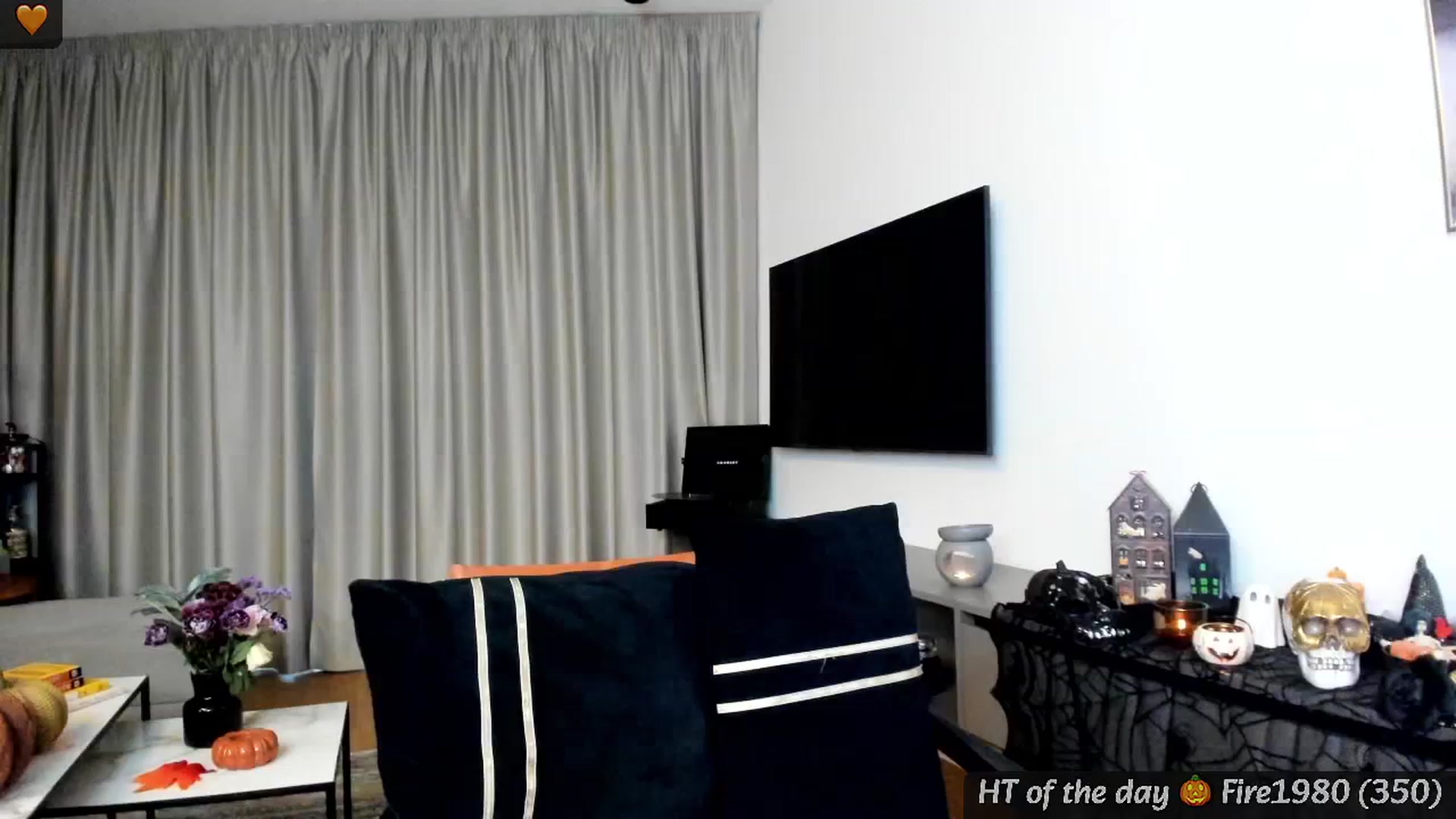 Gallery image thumbnail from Mi_Ha's myfreecams stream on, 10/20/2024, 16:45 image 9 of 20