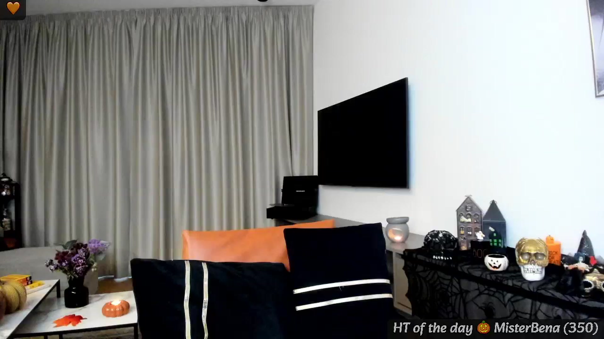 Gallery image thumbnail from Mi_Ha's myfreecams stream on, 10/23/2024, 17:02 image 9 of 20