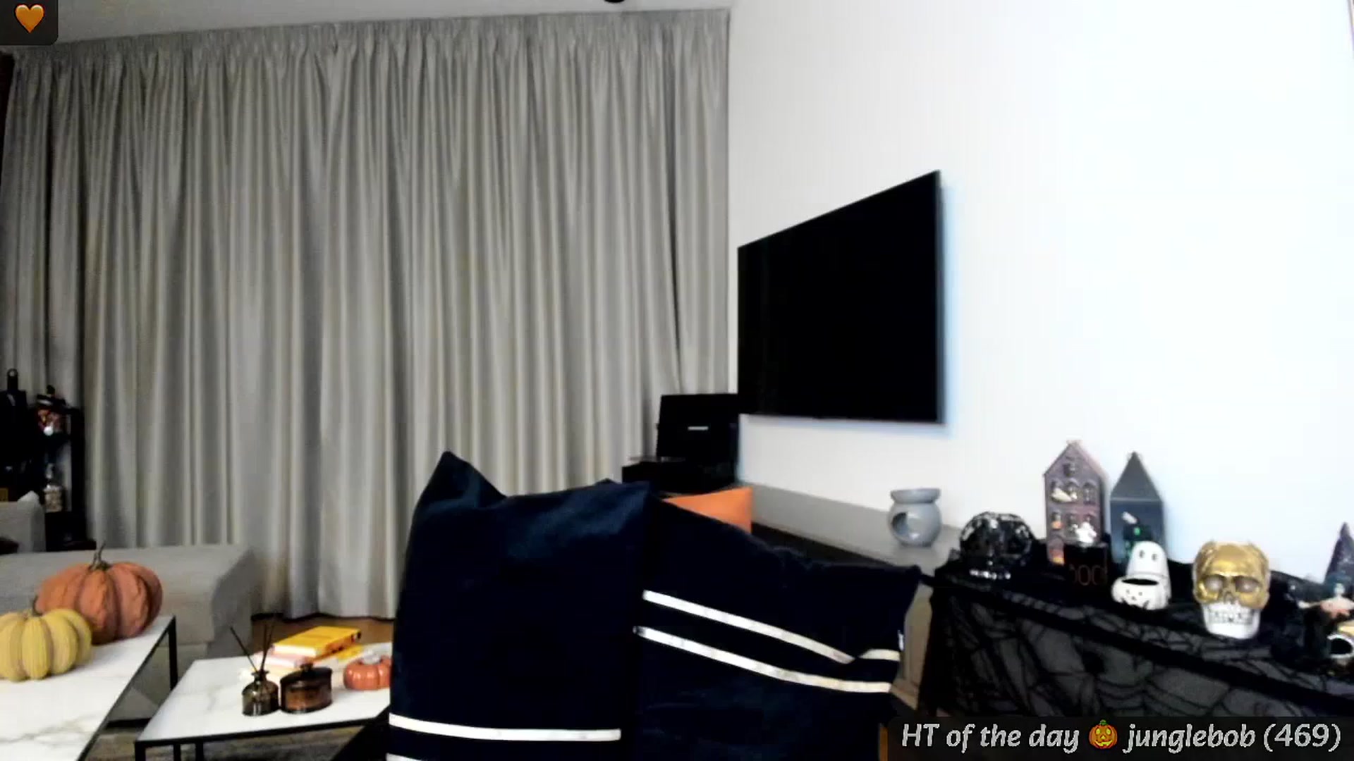 Gallery image thumbnail from Mi_Ha's myfreecams stream on, 10/28/2024, 22:16 image 1 of 20