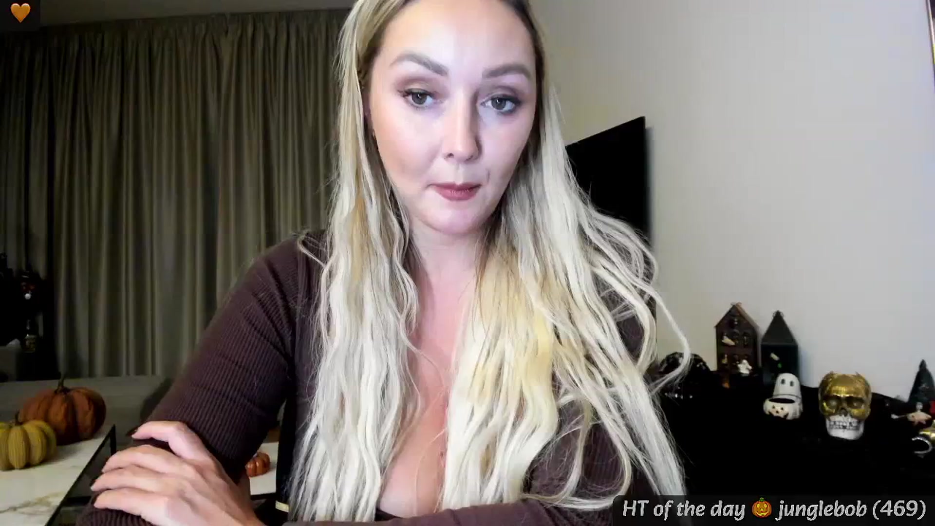 Gallery image thumbnail from Mi_Ha's myfreecams stream on, 10/28/2024, 22:16 image 18 of 20