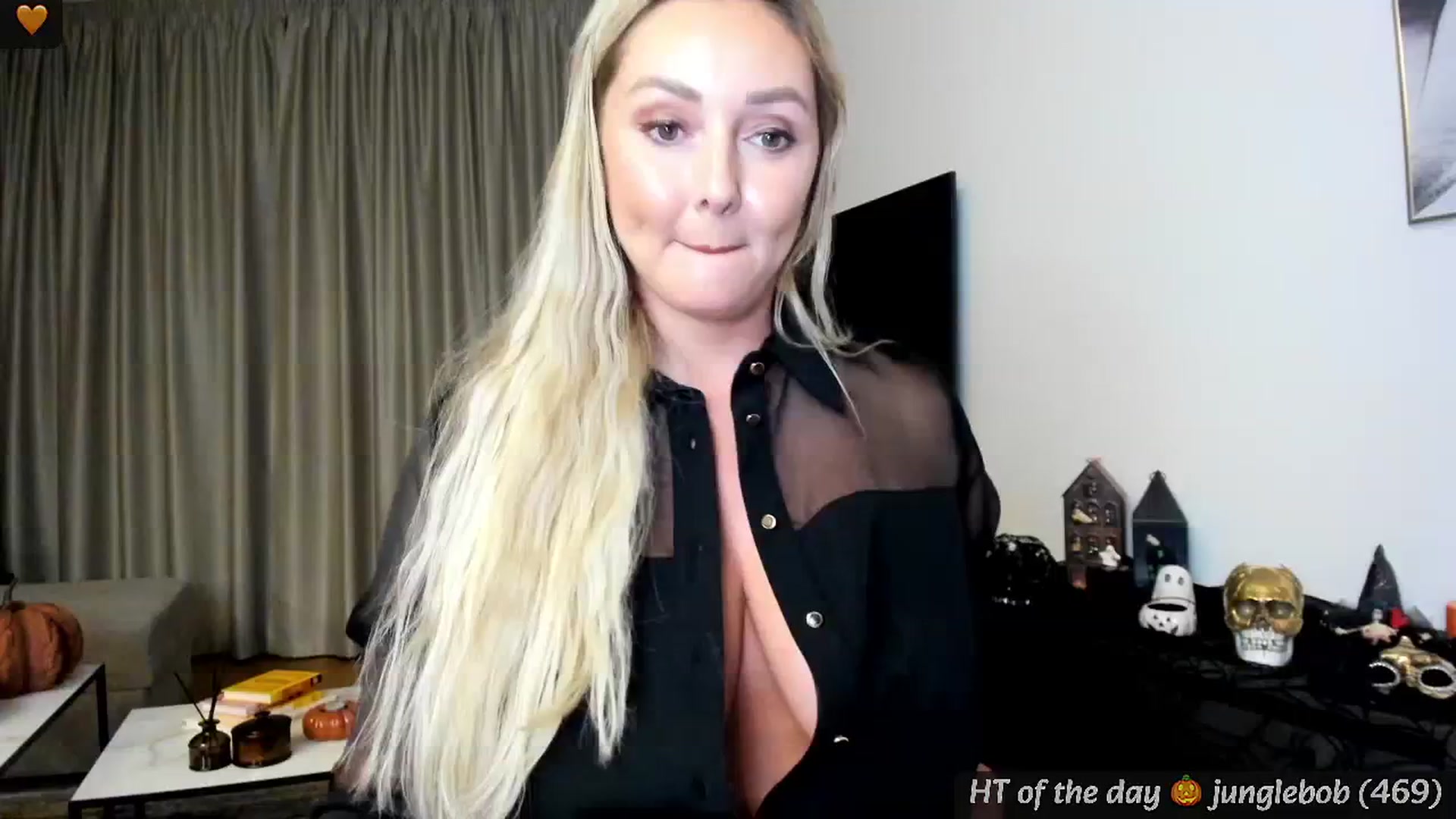 Gallery image thumbnail from Mi_Ha's myfreecams stream on, 10/29/2024, 17:22 image 10 of 20