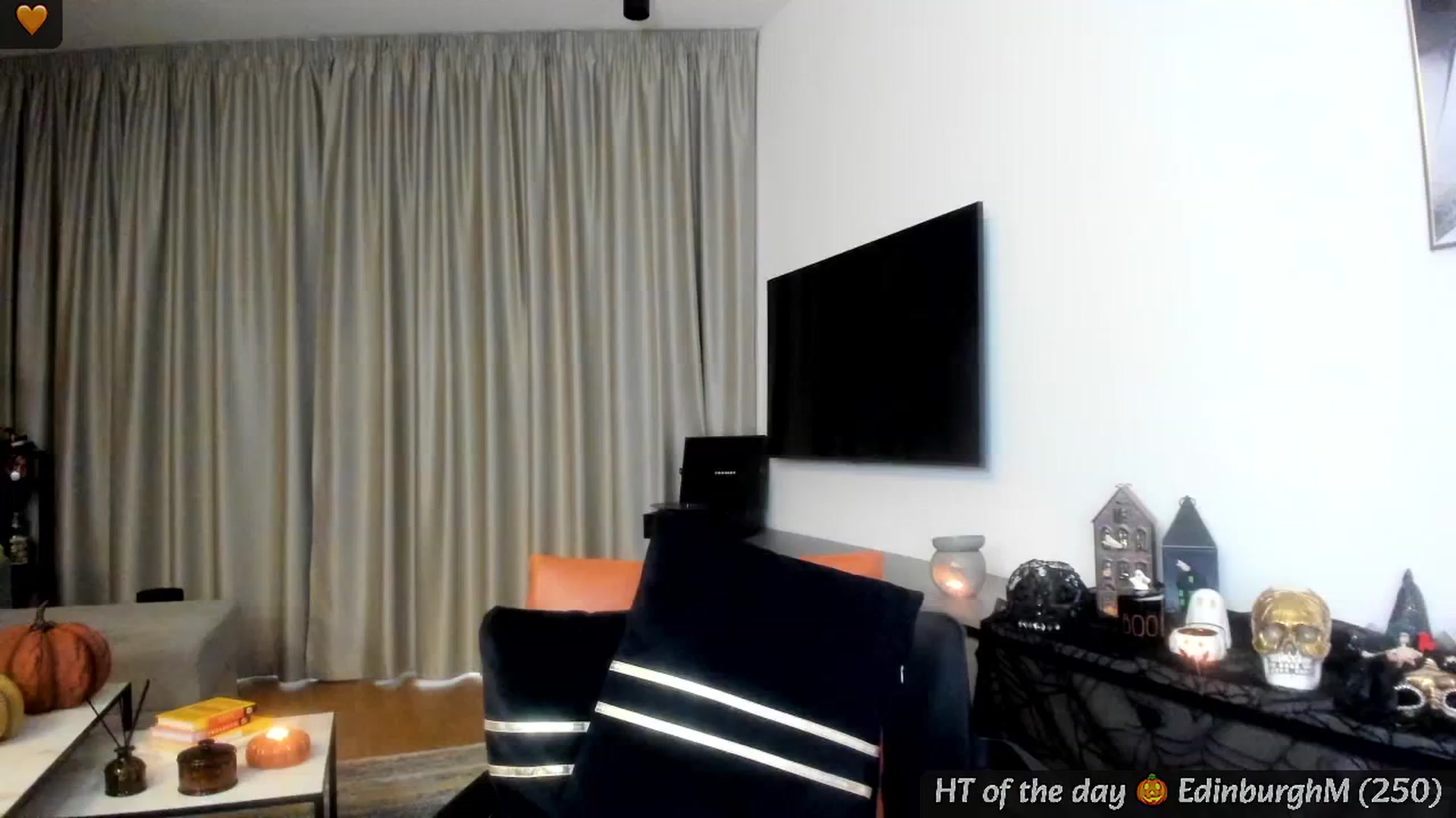 Gallery image thumbnail from Mi_Ha's myfreecams stream on, 10/30/2024, 17:05 image 1 of 20