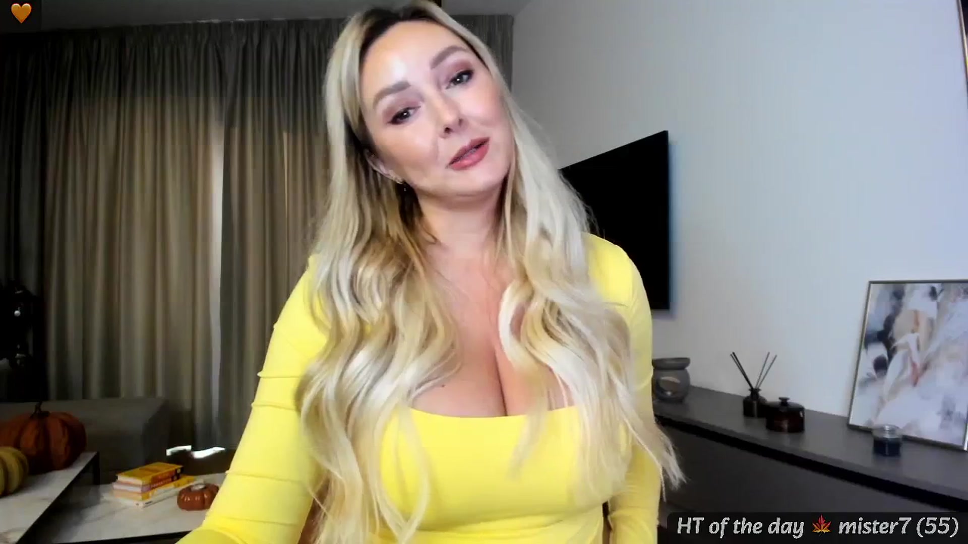 Gallery image thumbnail from Mi_Ha's myfreecams stream on, 11/01/2024, 15:28 image 3 of 20