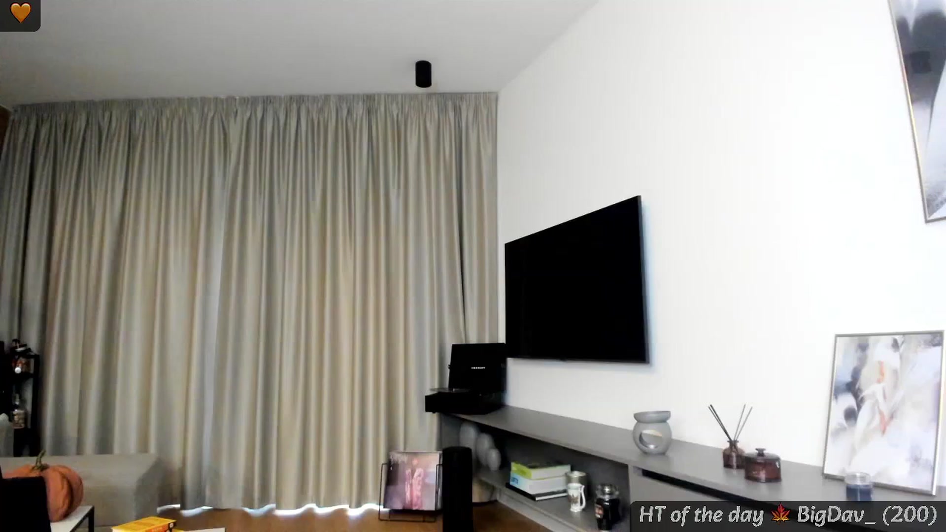 Gallery image thumbnail from Mi_Ha's myfreecams stream on, 11/01/2024, 15:28 image 13 of 20