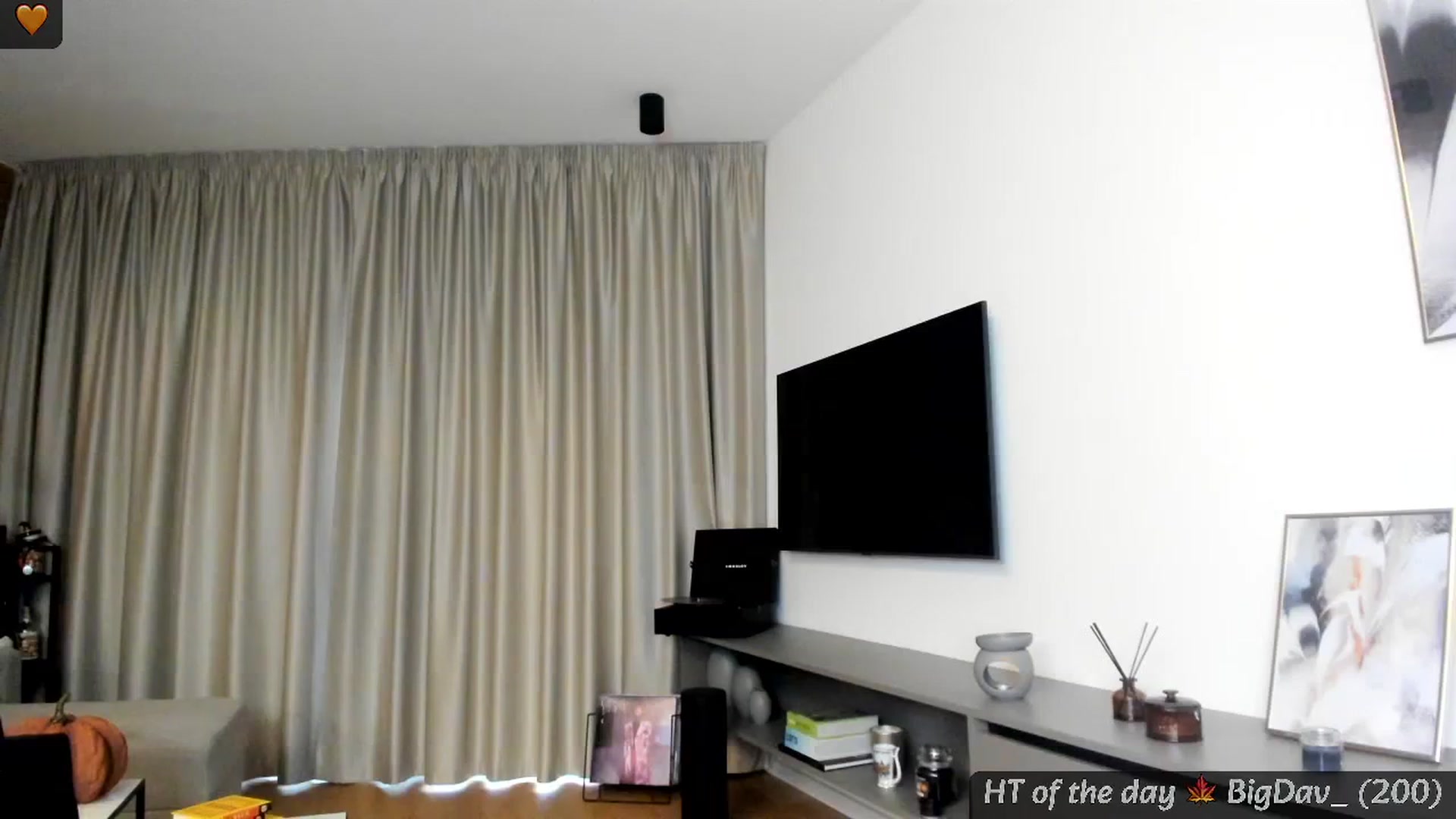 Gallery image thumbnail from Mi_Ha's myfreecams stream on, 11/01/2024, 15:28 image 14 of 20