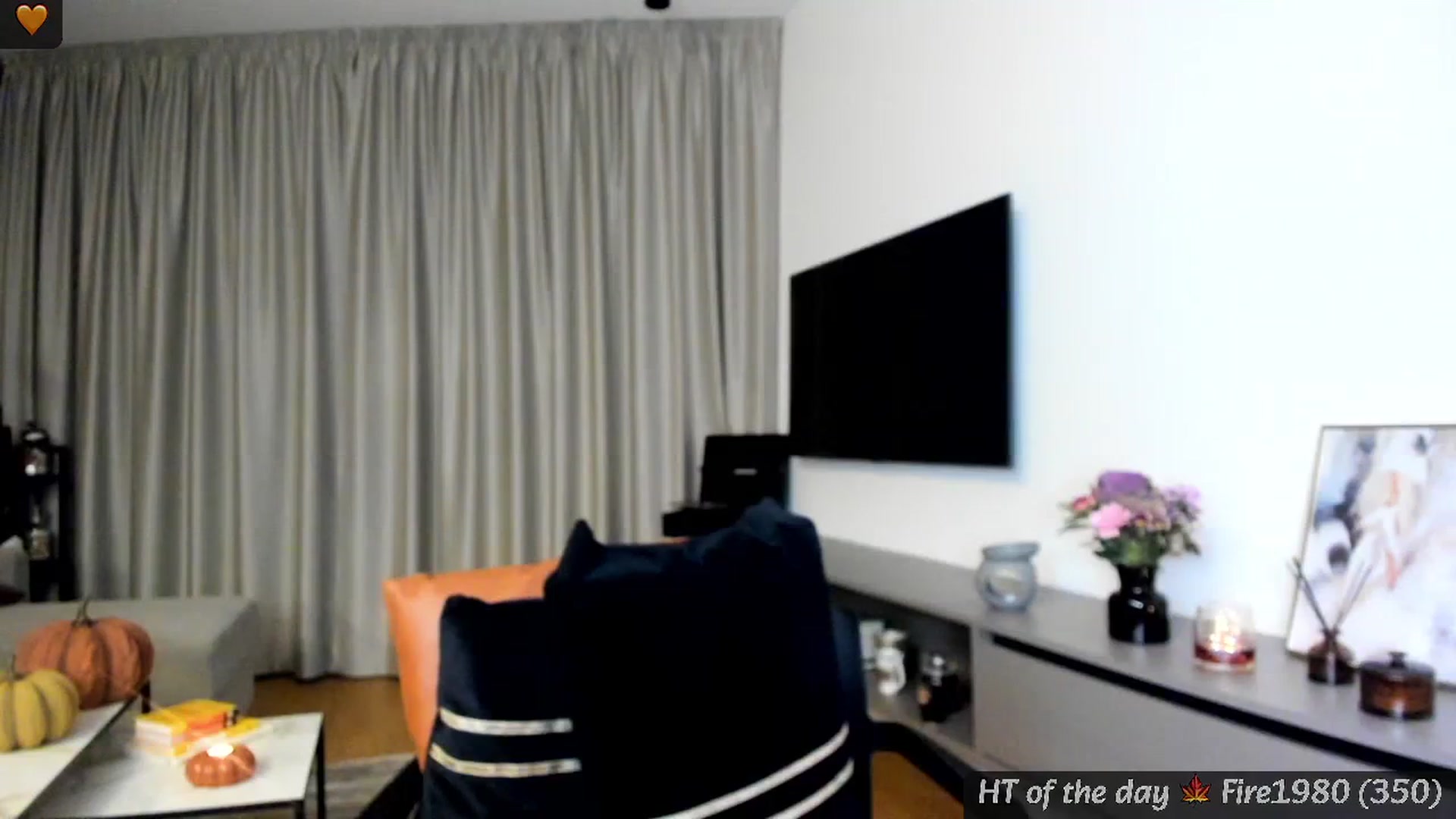 Gallery image thumbnail from Mi_Ha's myfreecams stream on, 11/06/2024, 16:11 image 20 of 20