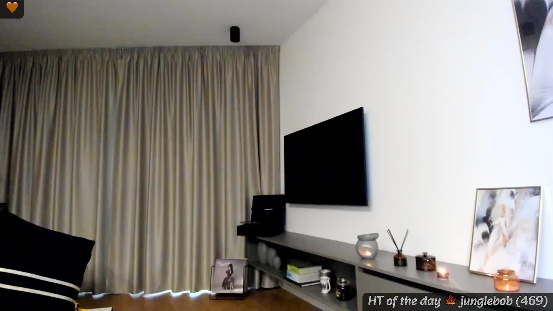Gallery image thumbnail from Mi_Ha's myfreecams stream on, 11/17/2024, 17:20 image 2 of 20