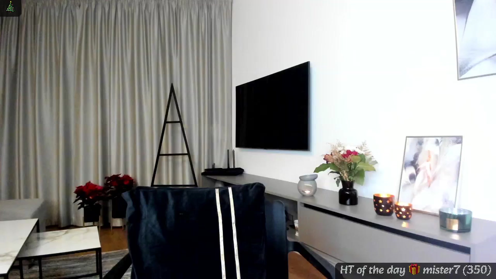 Gallery image thumbnail from Mi_Ha's myfreecams stream on, 12/08/2024, 17:03 image 20 of 20