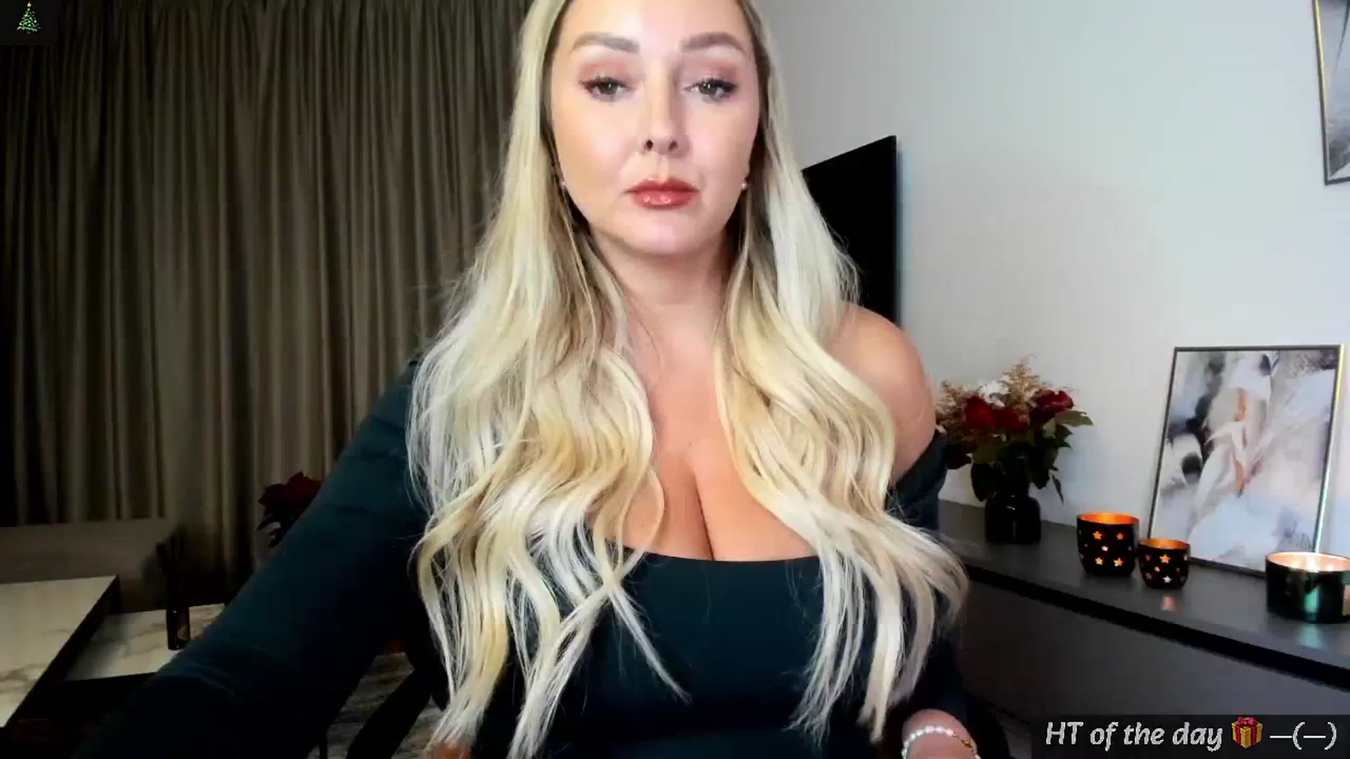 Gallery image thumbnail from Mi_Ha's myfreecams stream on, 12/09/2024, 15:43 image 1 of 20