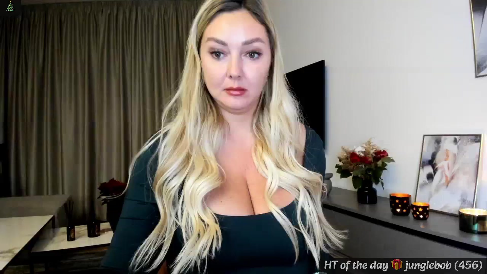 Gallery image thumbnail from Mi_Ha's myfreecams stream on, 12/09/2024, 22:23 image 15 of 20