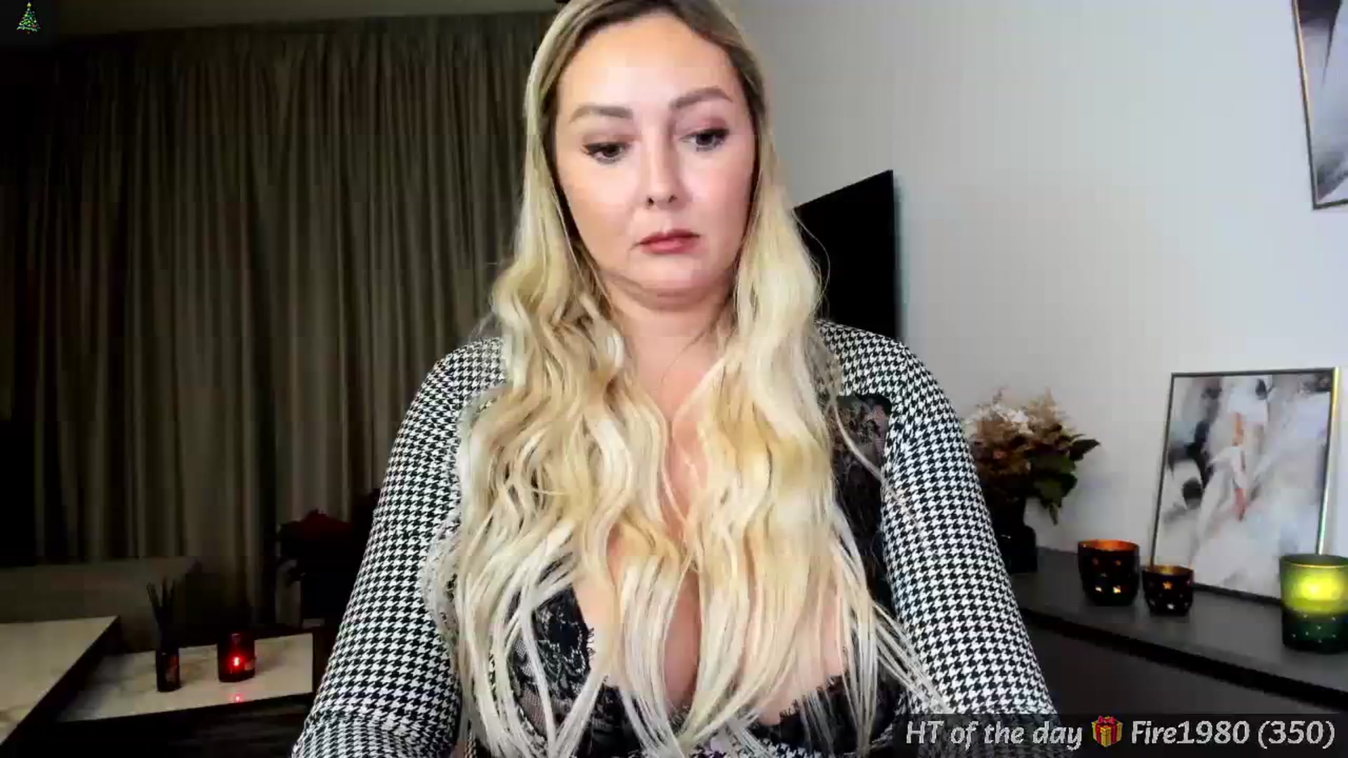 Gallery image thumbnail from Mi_Ha's myfreecams stream on, 12/12/2024, 17:44 image 8 of 20