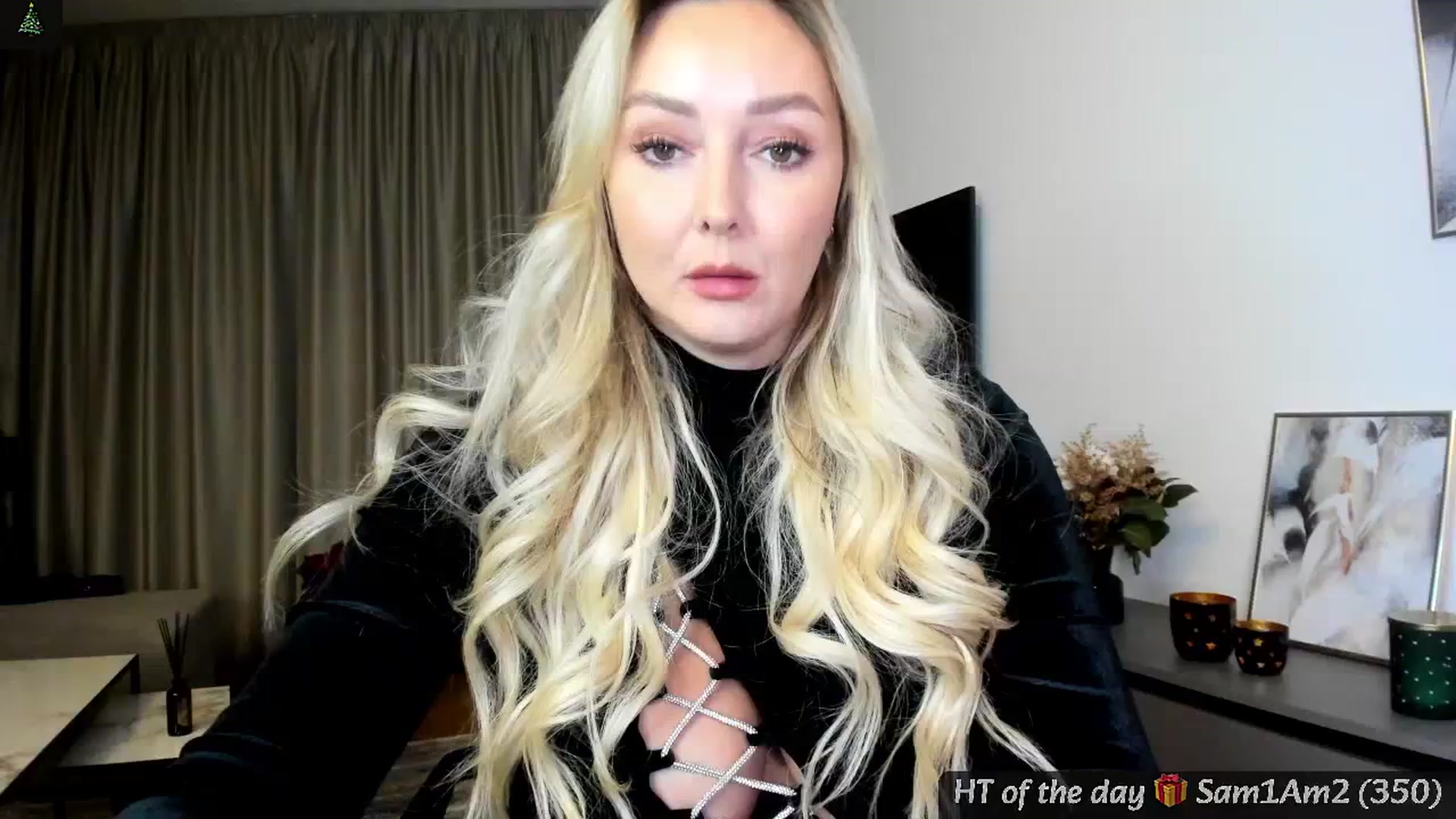 Gallery image thumbnail from Mi_Ha's myfreecams stream on, 12/14/2024, 17:03 image 3 of 20